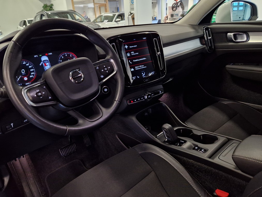 Volvo XC40 T3 BUSINESS AUT TAKUU 24KK/40TKM