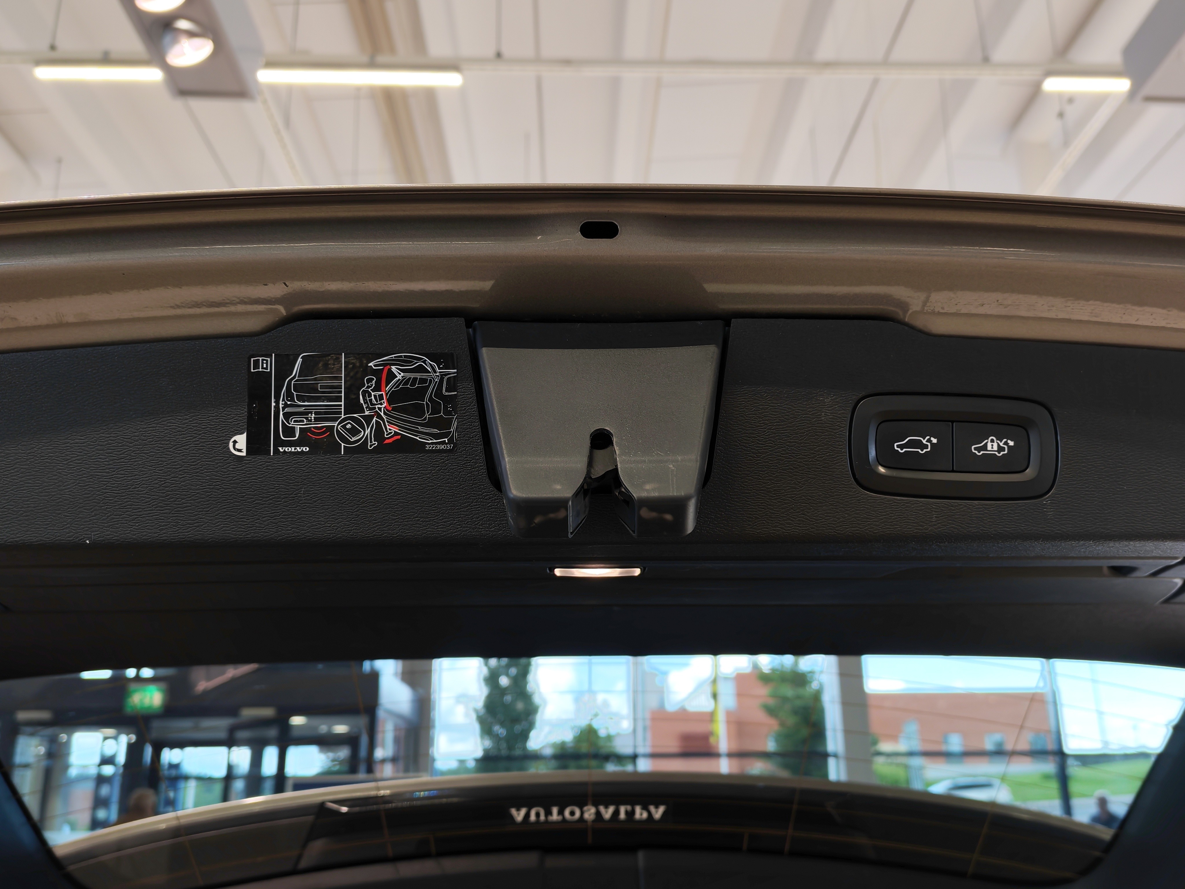 Volvo V60 T8 TWE AWD INSCRIPTION TAKUU 12KK/20TKM
