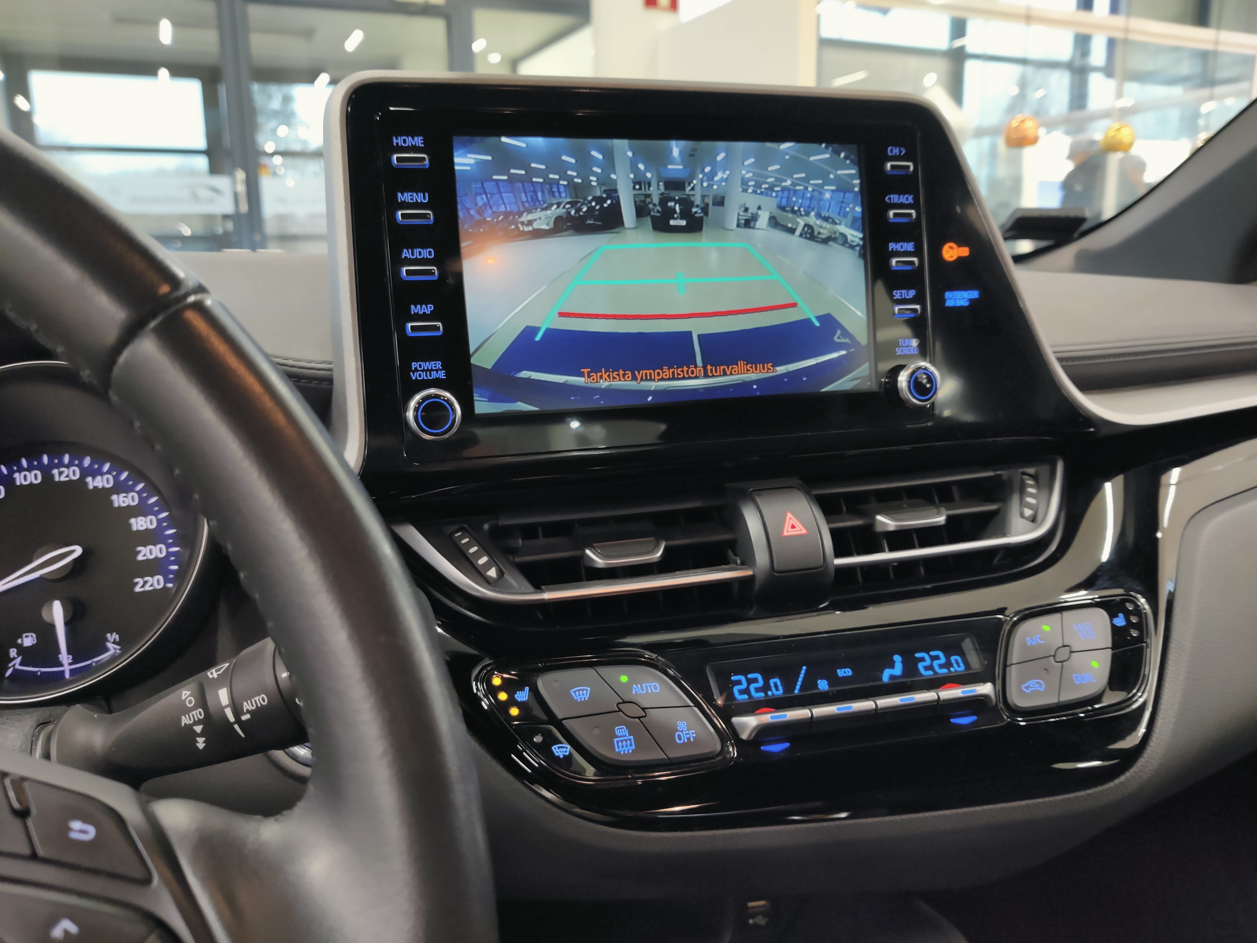 Toyota C-HR 1,8 HYBRID ACTIVE EDITION TAKUU 12KK/20TKM