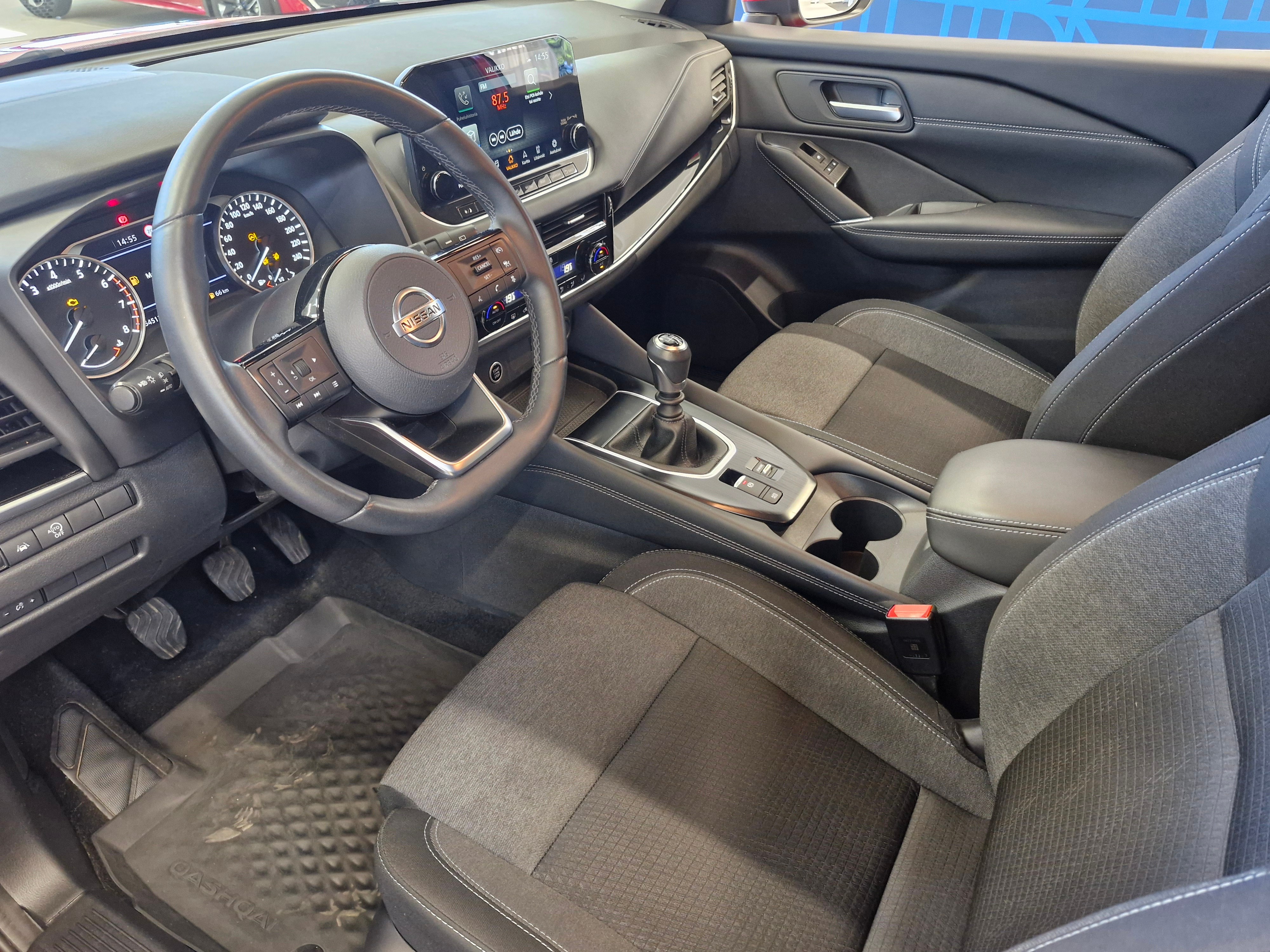Nissan QASHQAI MHEV 140 6M/T 2WD N-CONNECTA TAKUU 24KK/40TKM