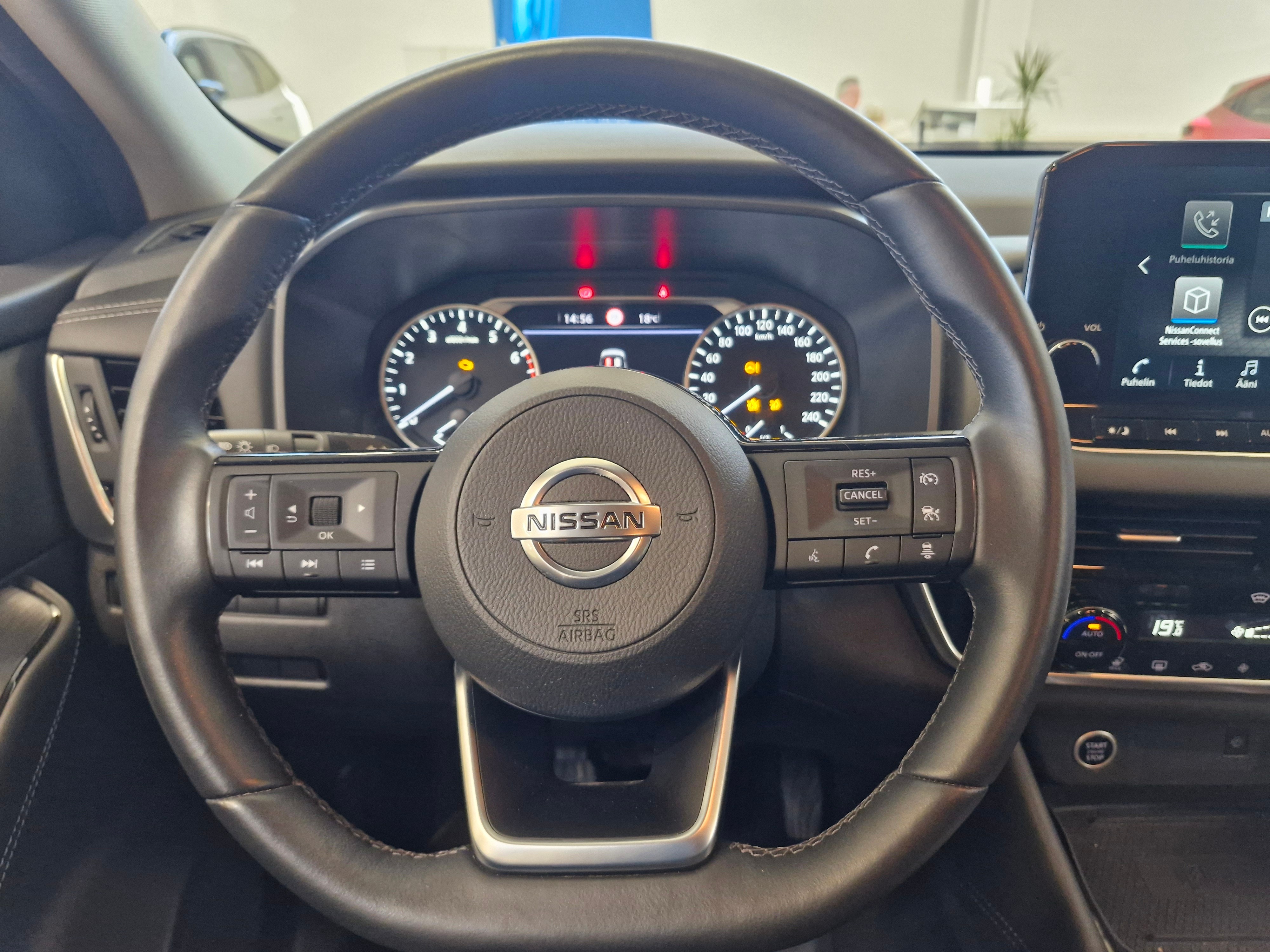 Nissan QASHQAI MHEV 140 6M/T 2WD N-CONNECTA TAKUU 24KK/40TKM