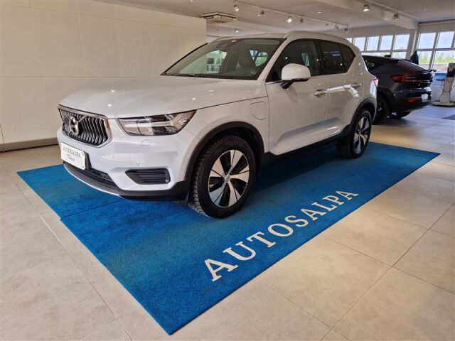 volvo XC40 T4 TWE BUSINESS INSCRIPTION EDITION.TAKUU 24KK/40T