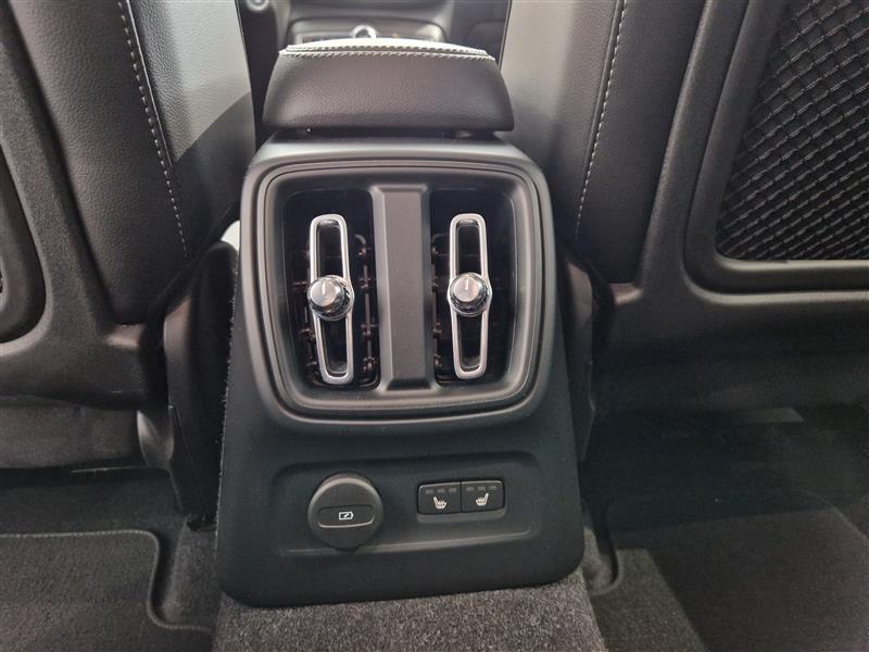 Volvo XC40 T4 TWE BUSINESS INSCRIPTION EDITION.TAKUU 24KK/40T