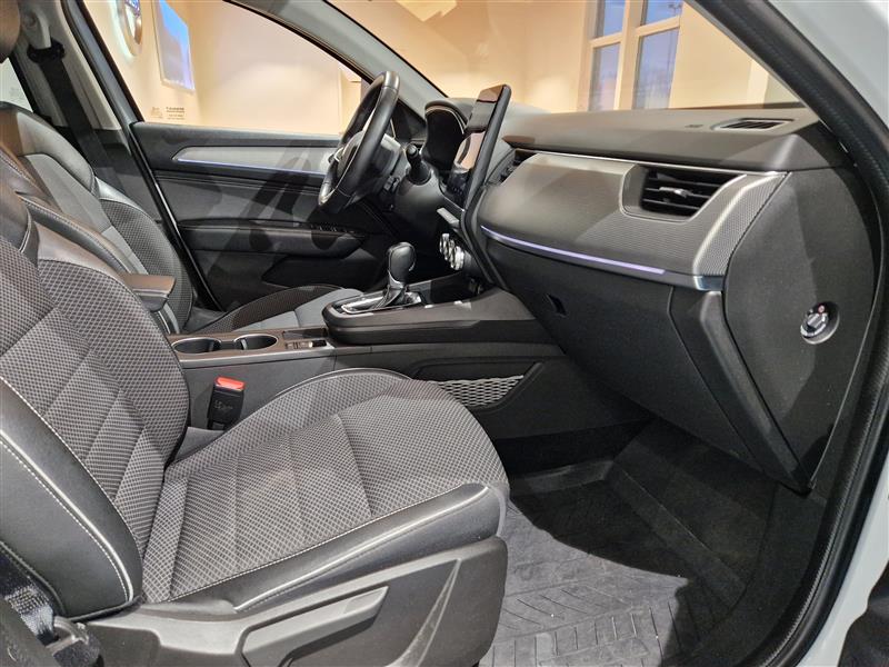 Renault ARKANA E-TECH 145 HYBRID INTENS. TAKUU 24KK/40TKM