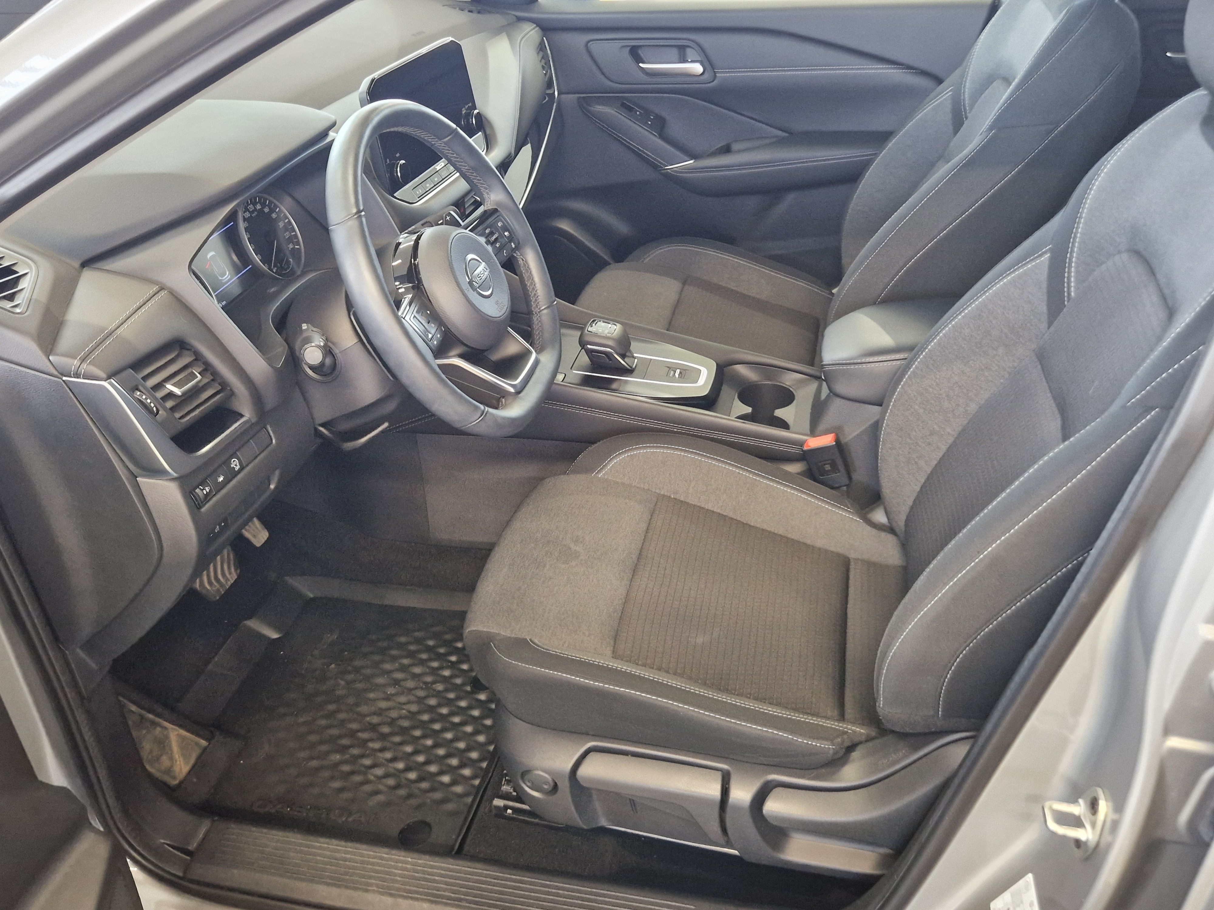 Nissan QASHQAI MHEV 158 XTRONIC 2WD N-CONNECTA TAKUU 24KK/40TKM