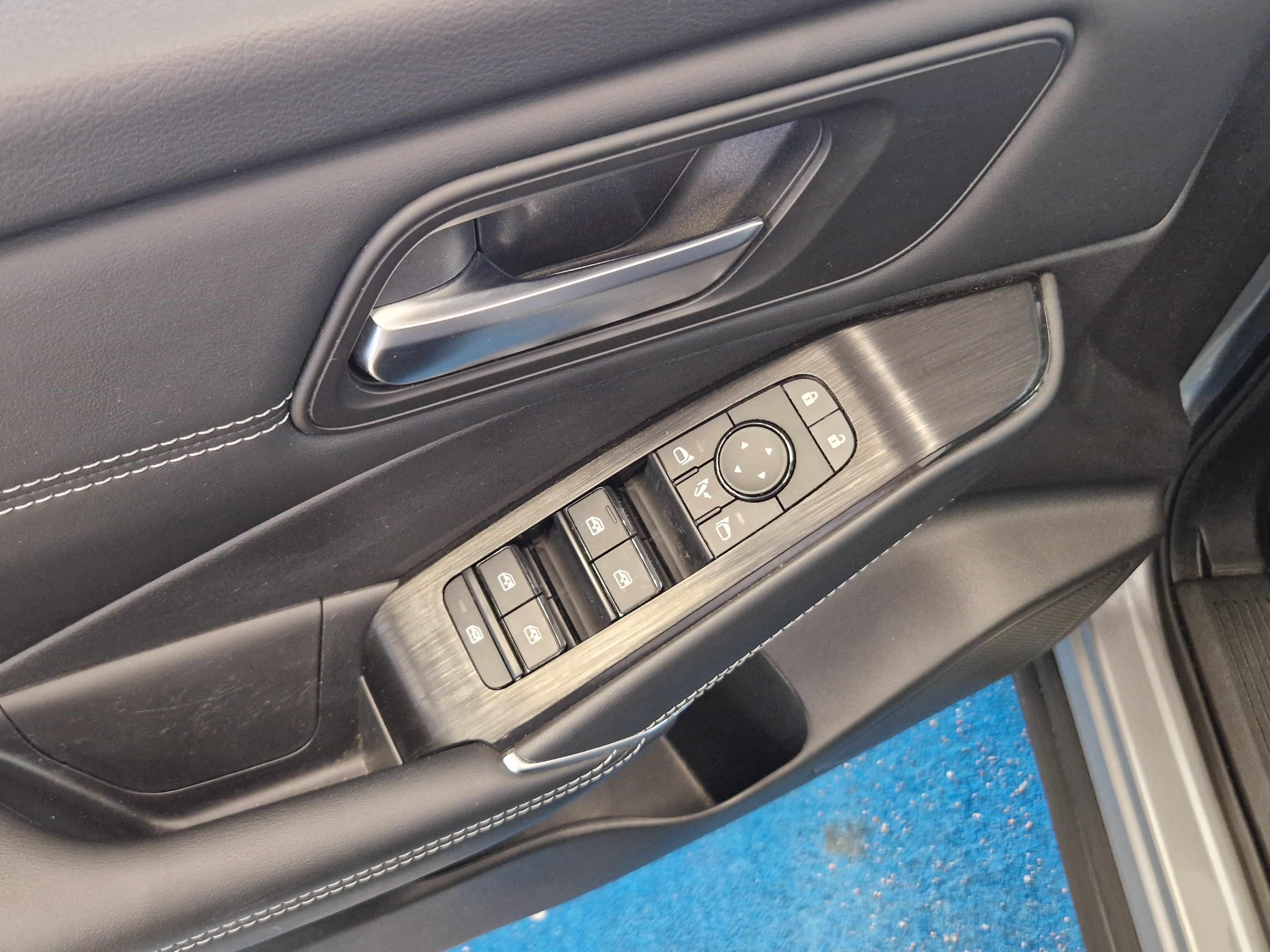 Nissan QASHQAI MHEV 158 XTRONIC 2WD N-CONNECTA TAKUU 24KK/40TKM