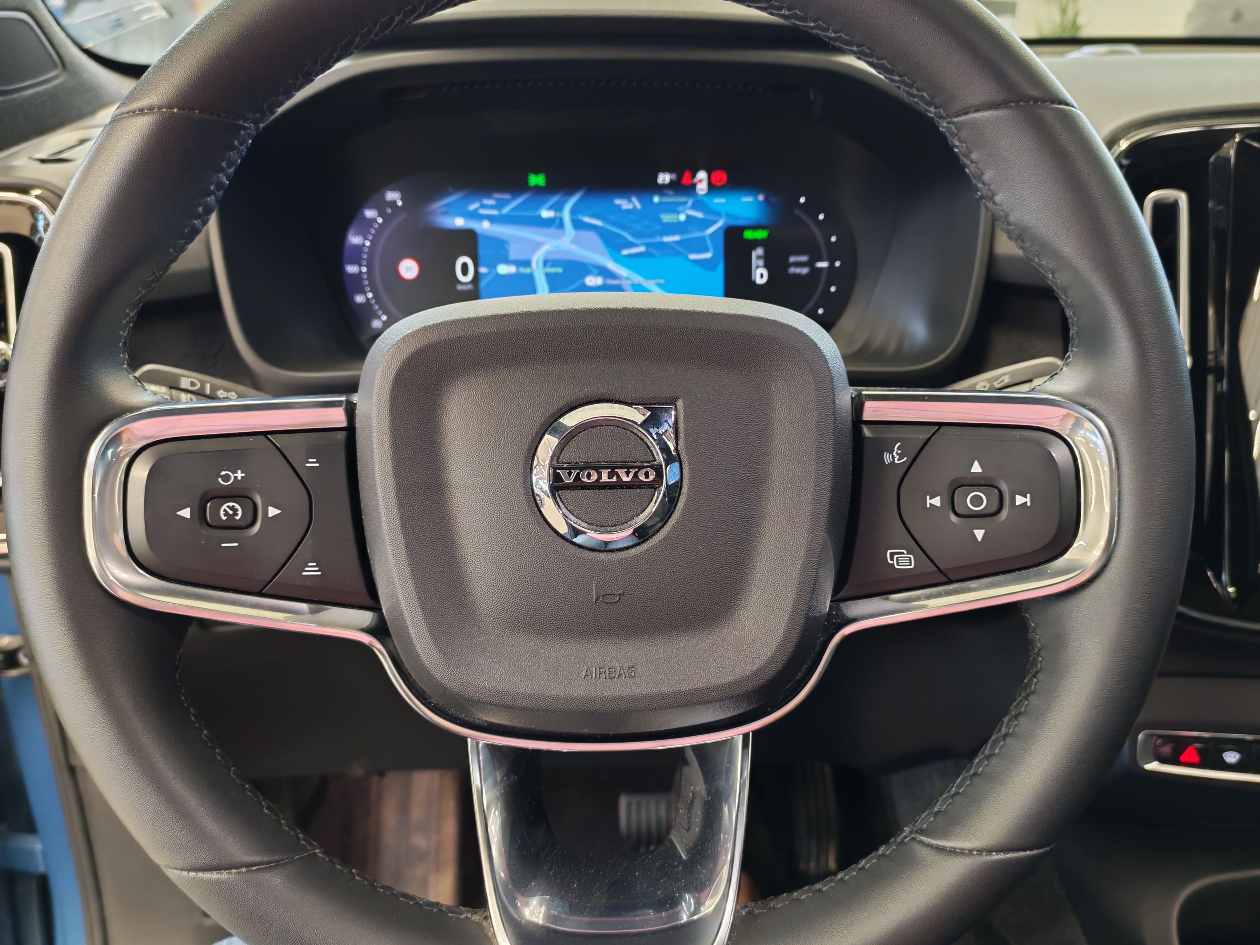 Volvo C40 2023, kuva 6/21