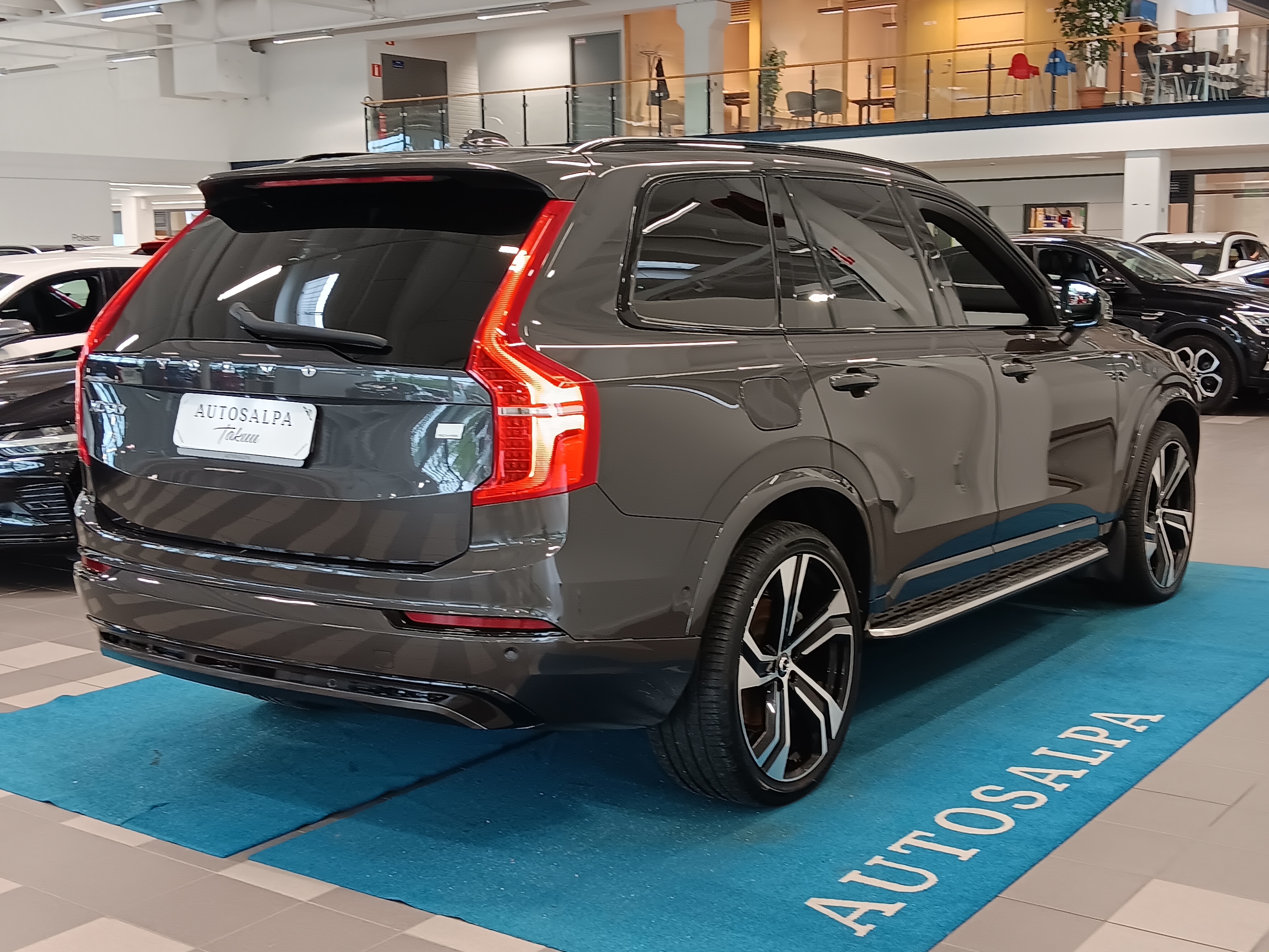 Volvo XC90 T8 AWD LONG RANGE HIGH PERFORMANCE ULTIMATE DARK A