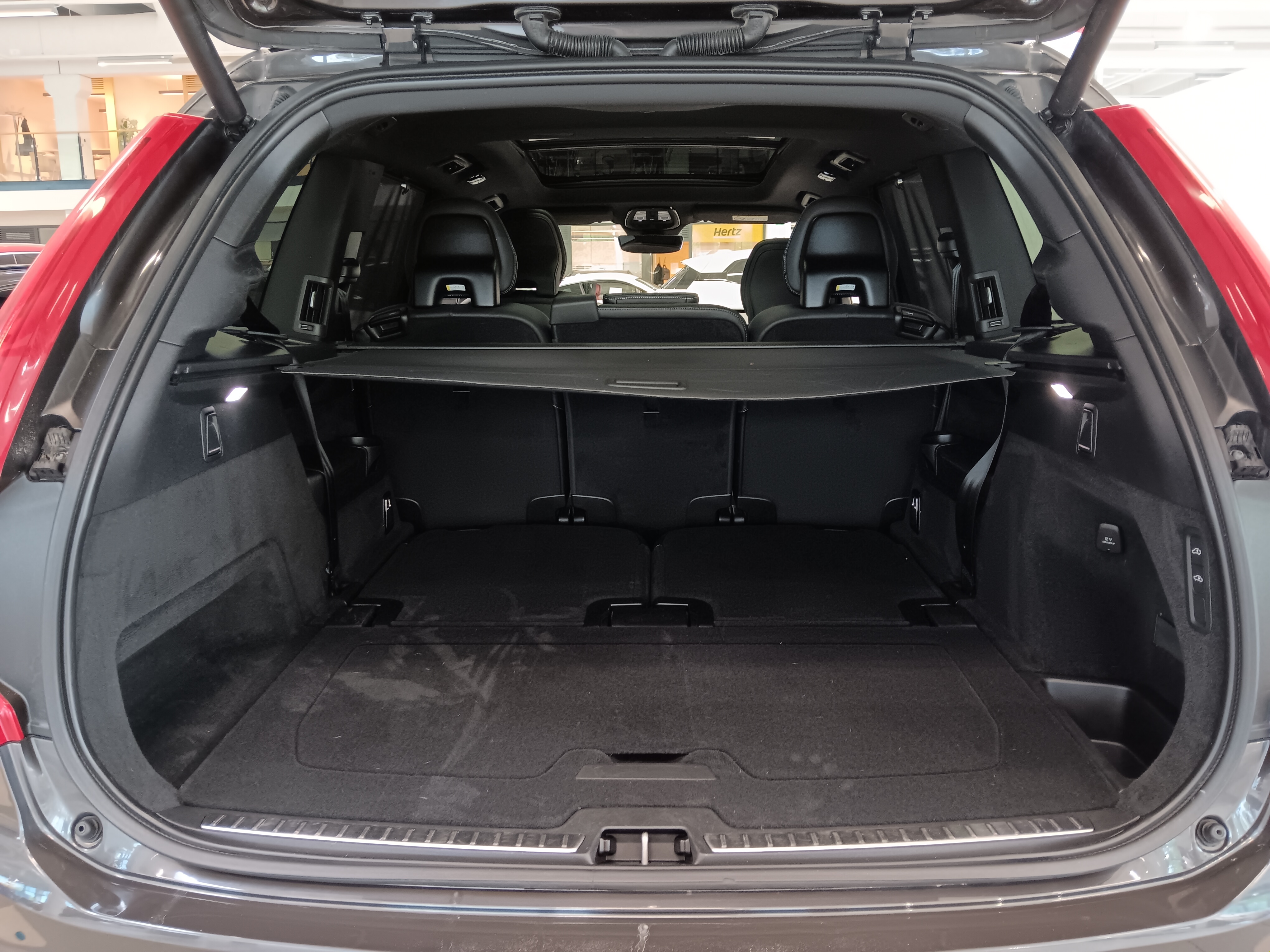 Volvo XC90 T8 AWD LONG RANGE HIGH PERFORMANCE ULTIMATE DARK A