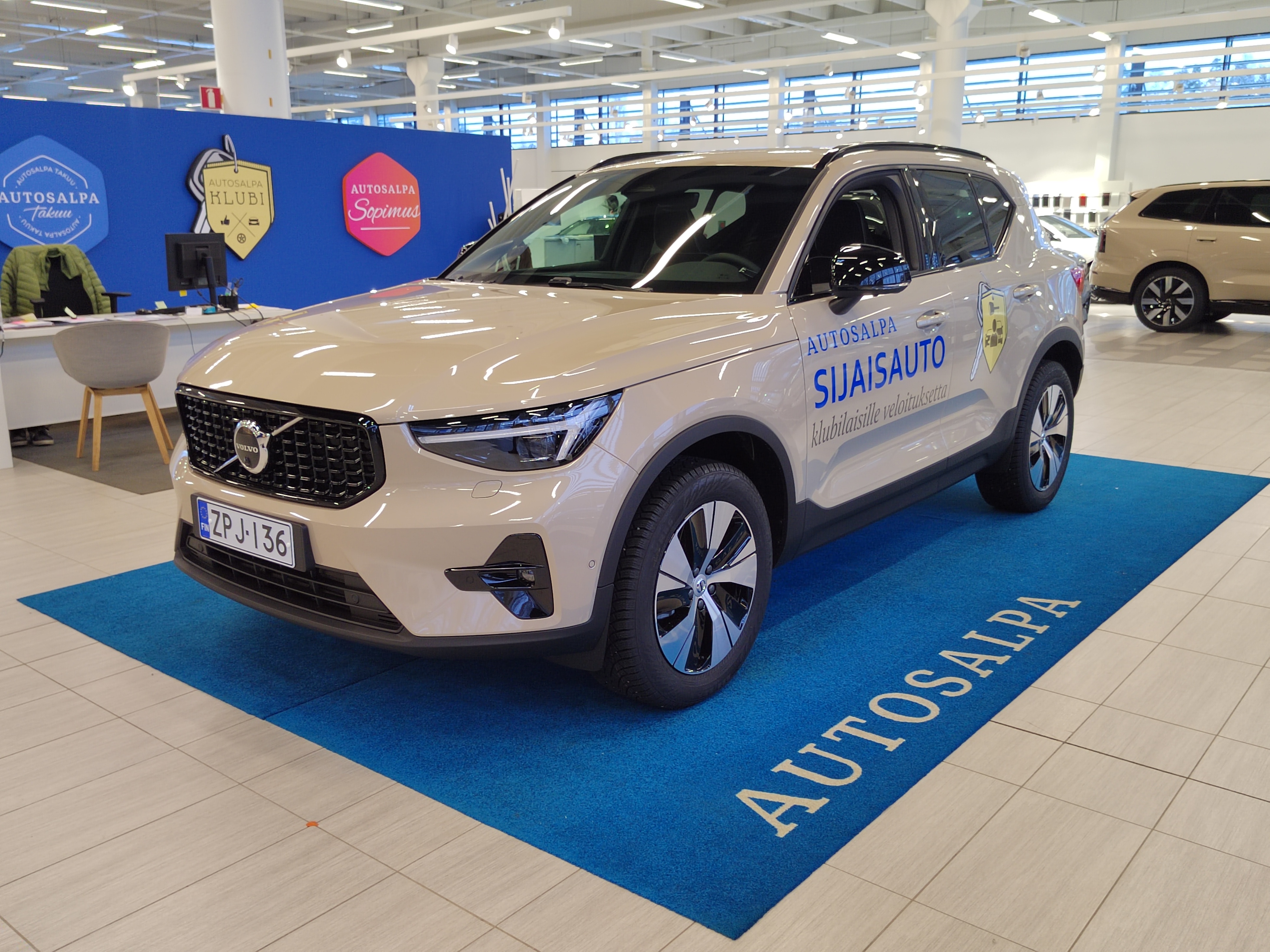 Volvo XC40 B3 MHEV EDITION PLUS DCT AUT. TAKUU 24KK/40TKM.