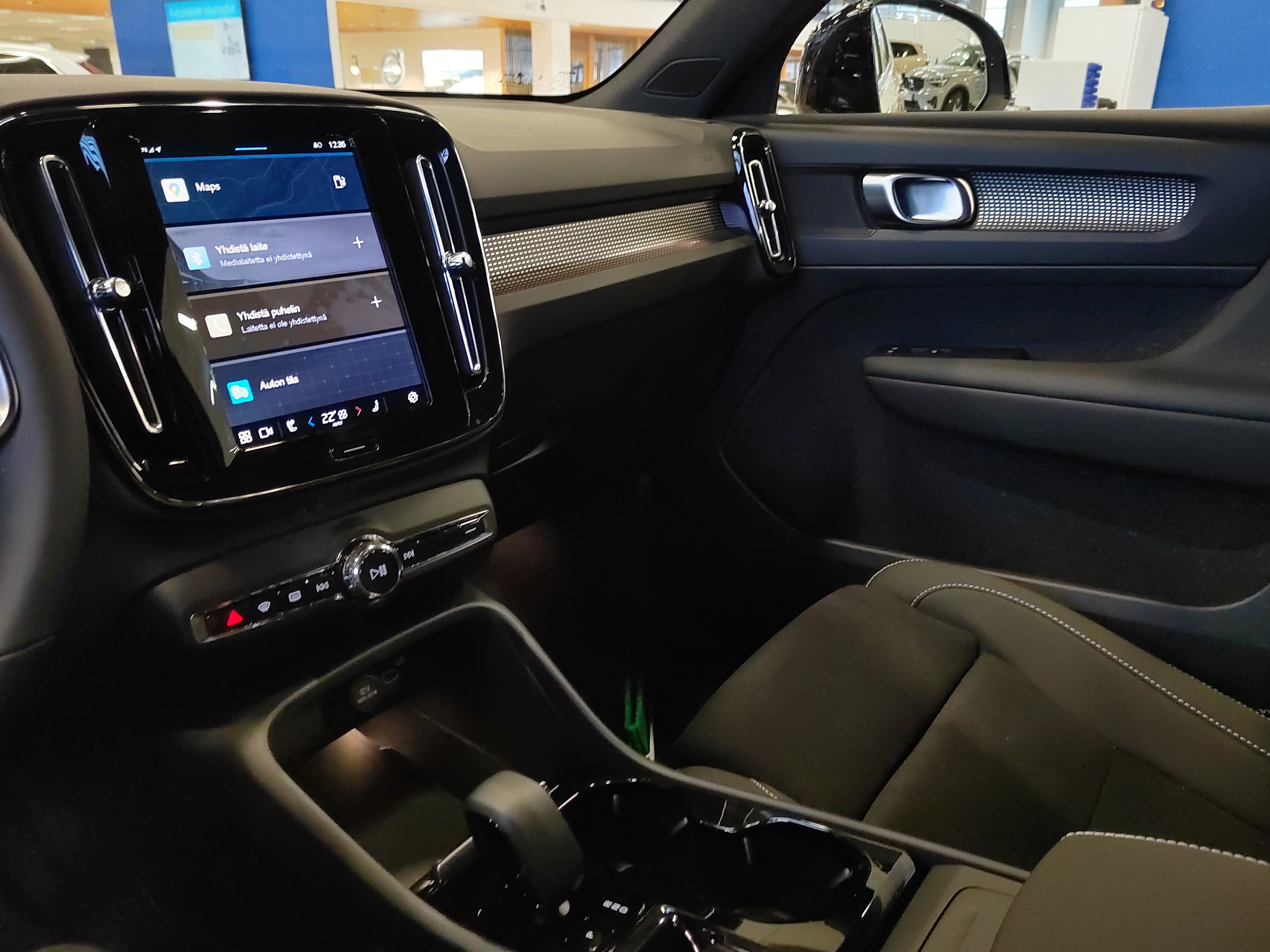 Volvo XC40 B3 MHEV EDITION PLUS DCT AUT. TAKUU 24KK/40TKM.