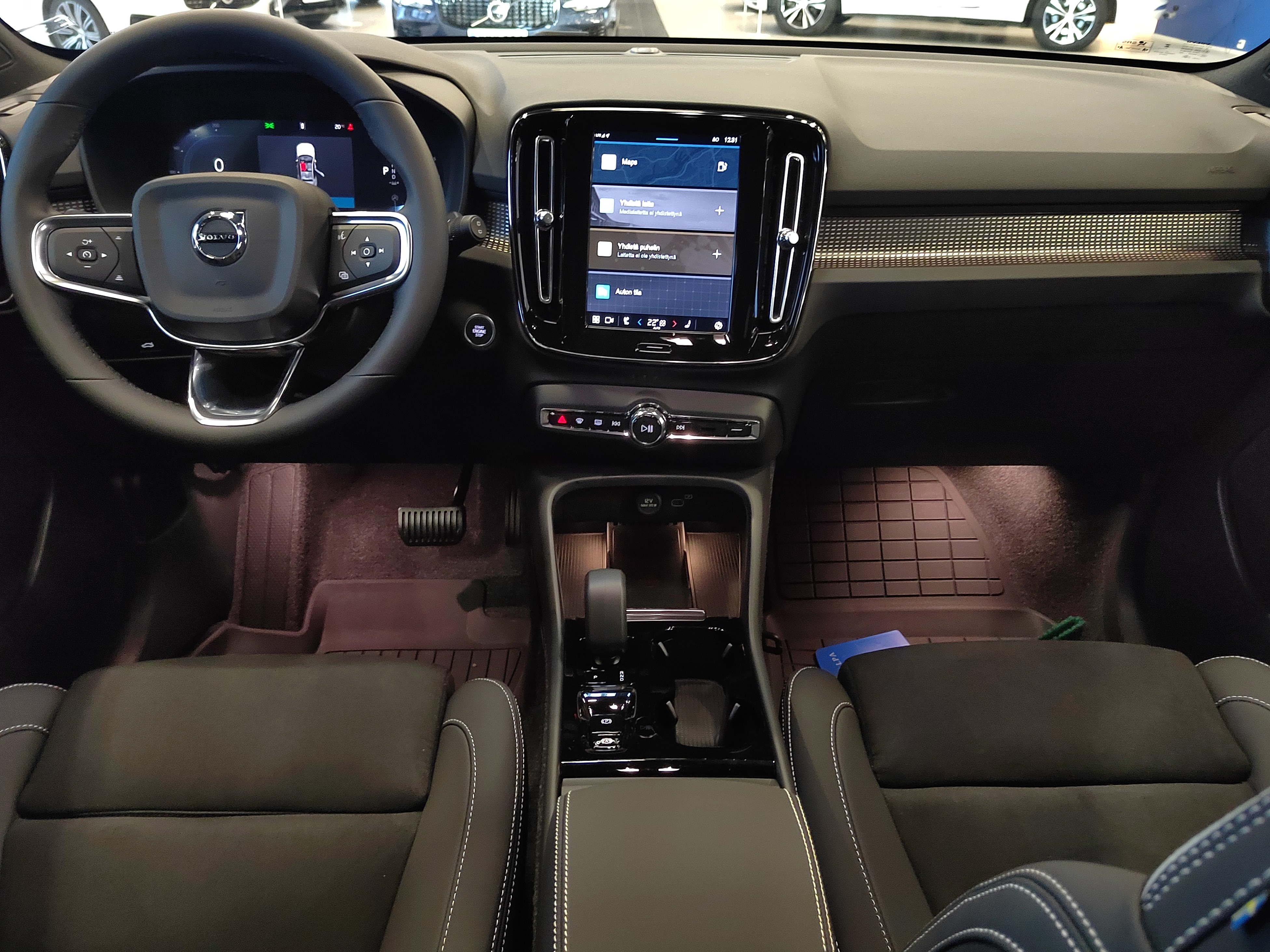 Volvo XC40 B3 MHEV EDITION PLUS DCT AUT. TAKUU 24KK/40TKM.