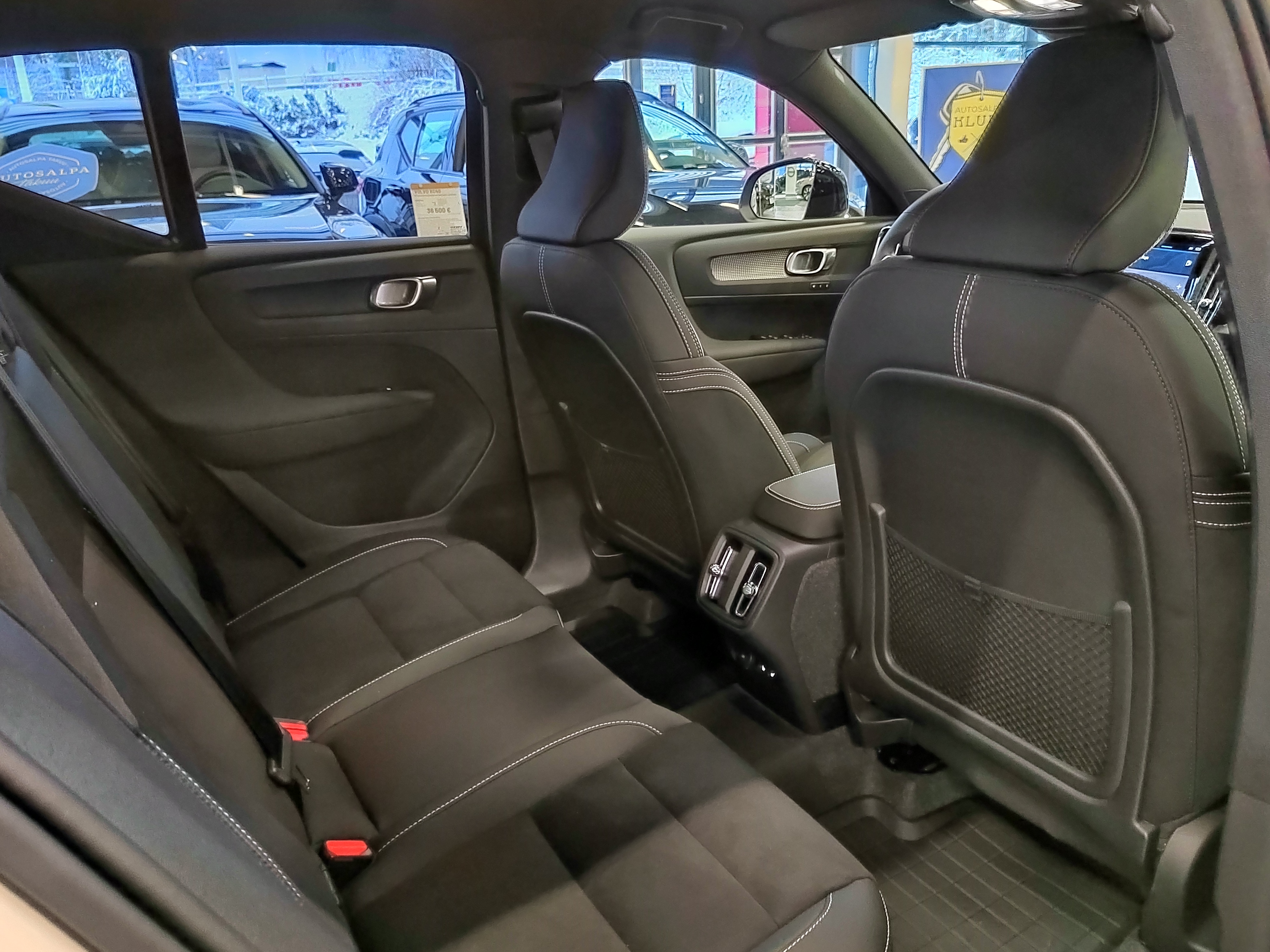 Volvo XC40 B3 MHEV EDITION PLUS DCT AUT. TAKUU 24KK/40TKM.