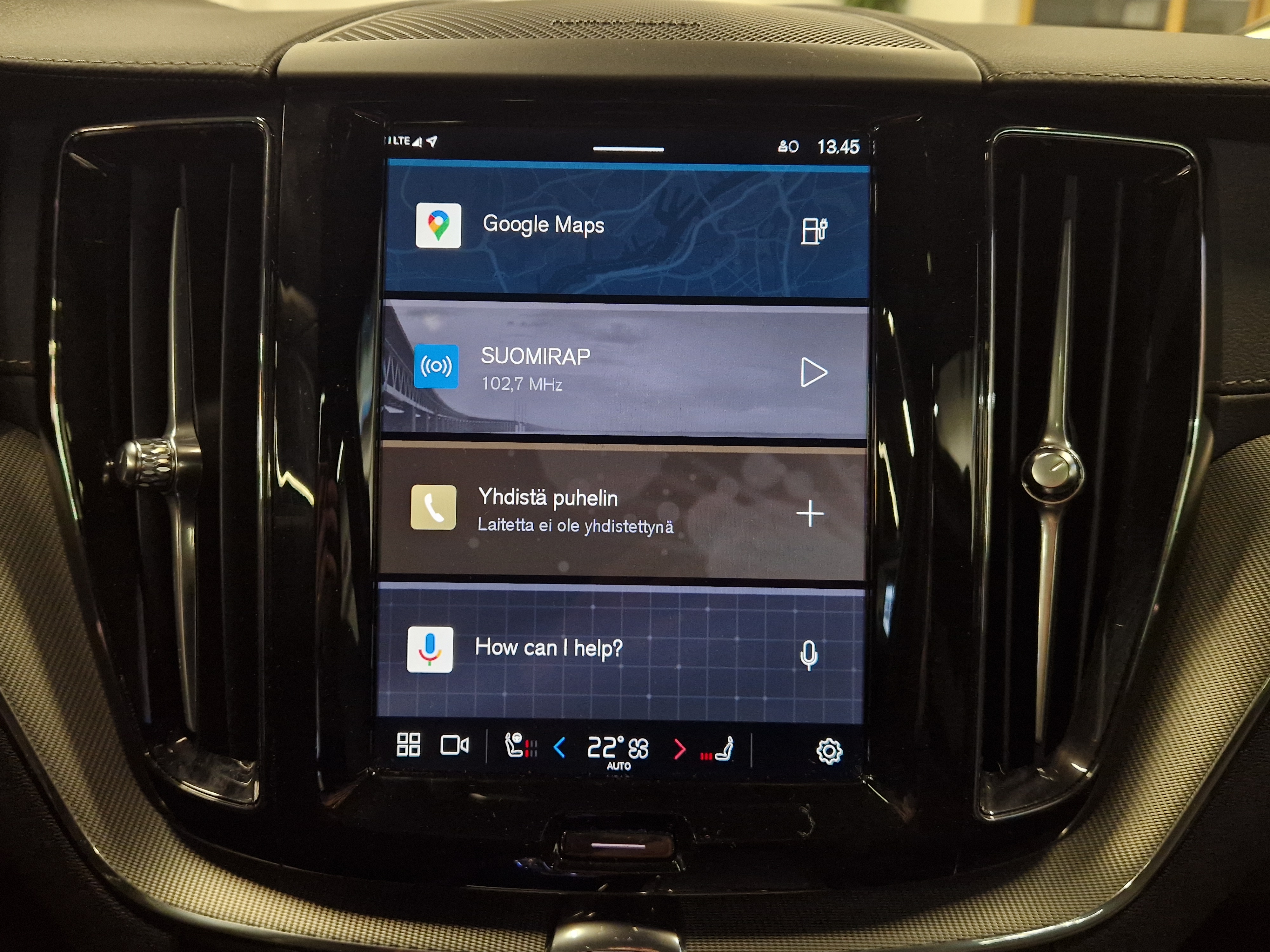 Volvo XC60 T8 AWD LONG RANGE ULTRA DARK TAKUU 24KK/40TKM