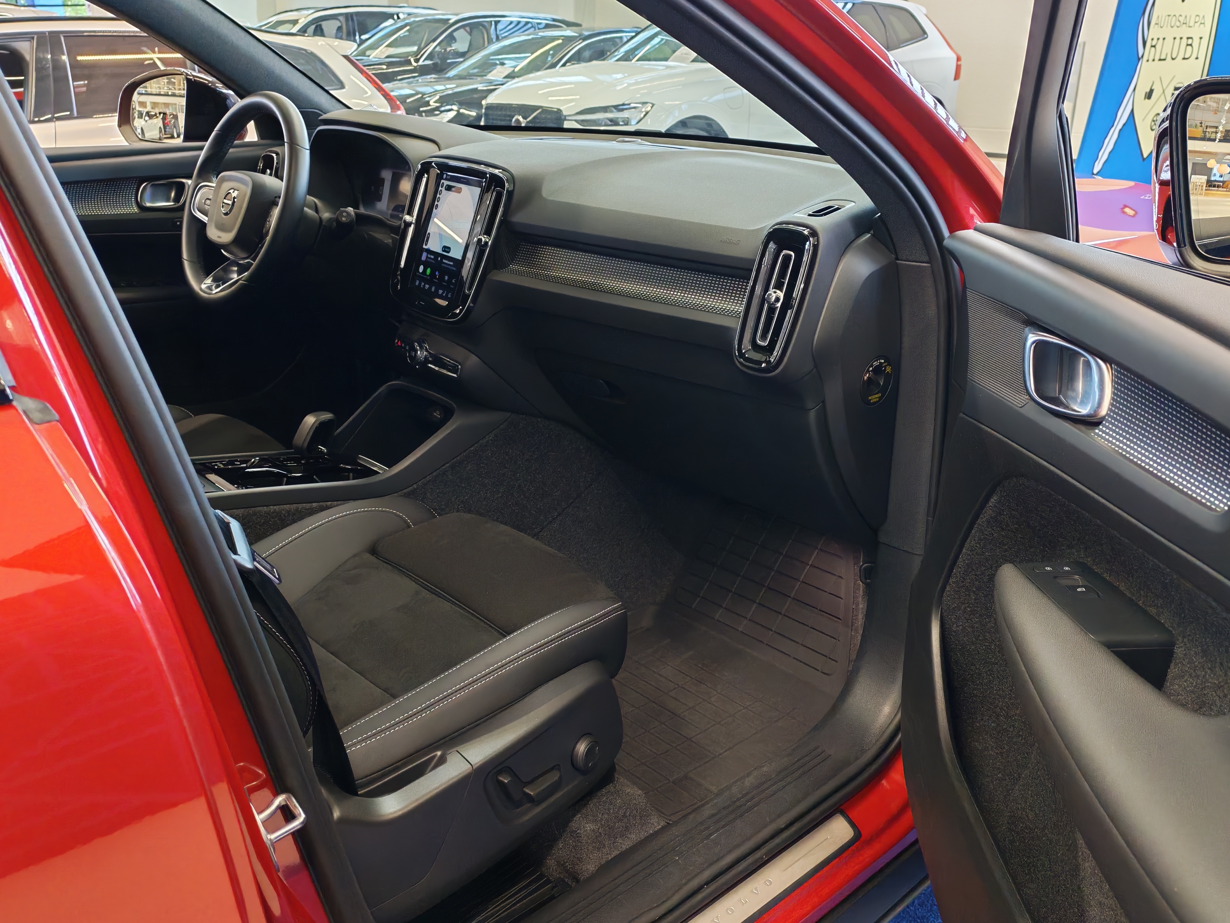 Volvo XC40 B3 MHEV EDITION PLUS DCT AUT TAKUU 24KK/40TKM