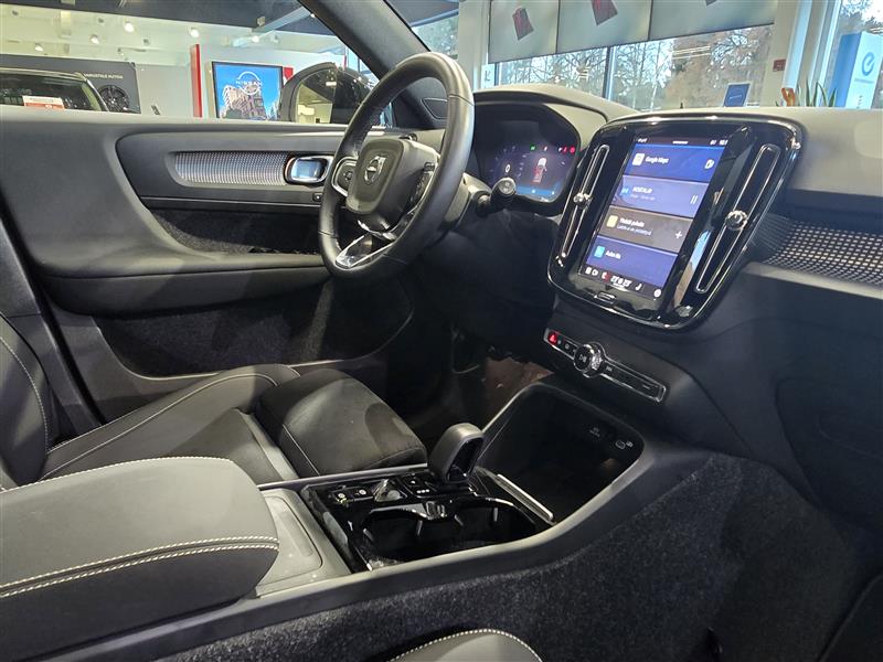 Volvo XC40 B3 MHEV EDITION PLUS DCT AUT.TAKUU 24KK/40TKM