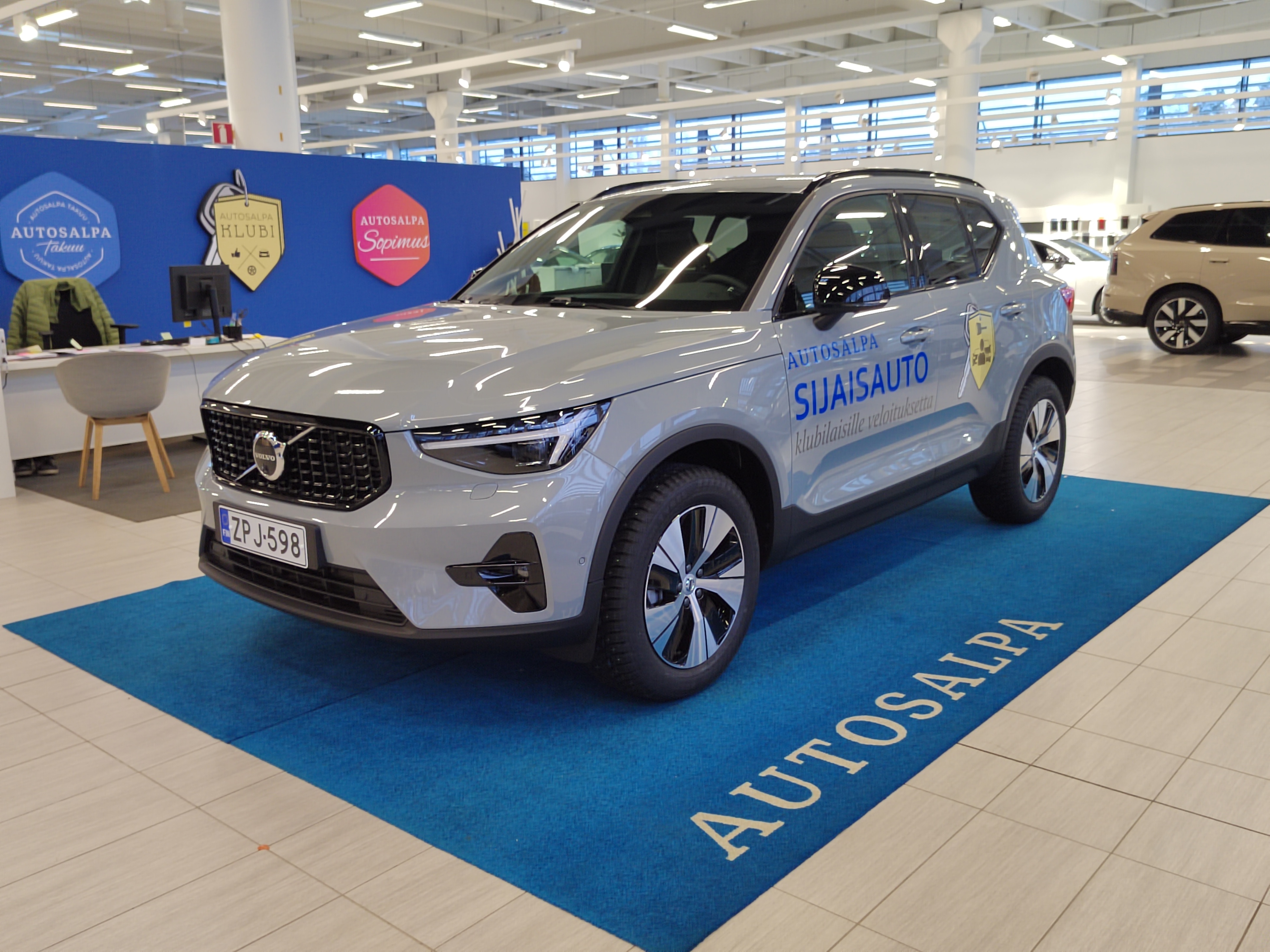 Volvo XC40 B3 MHEV EDITION PLUS DCT AUT. TAKUU 24KK/40TKM.