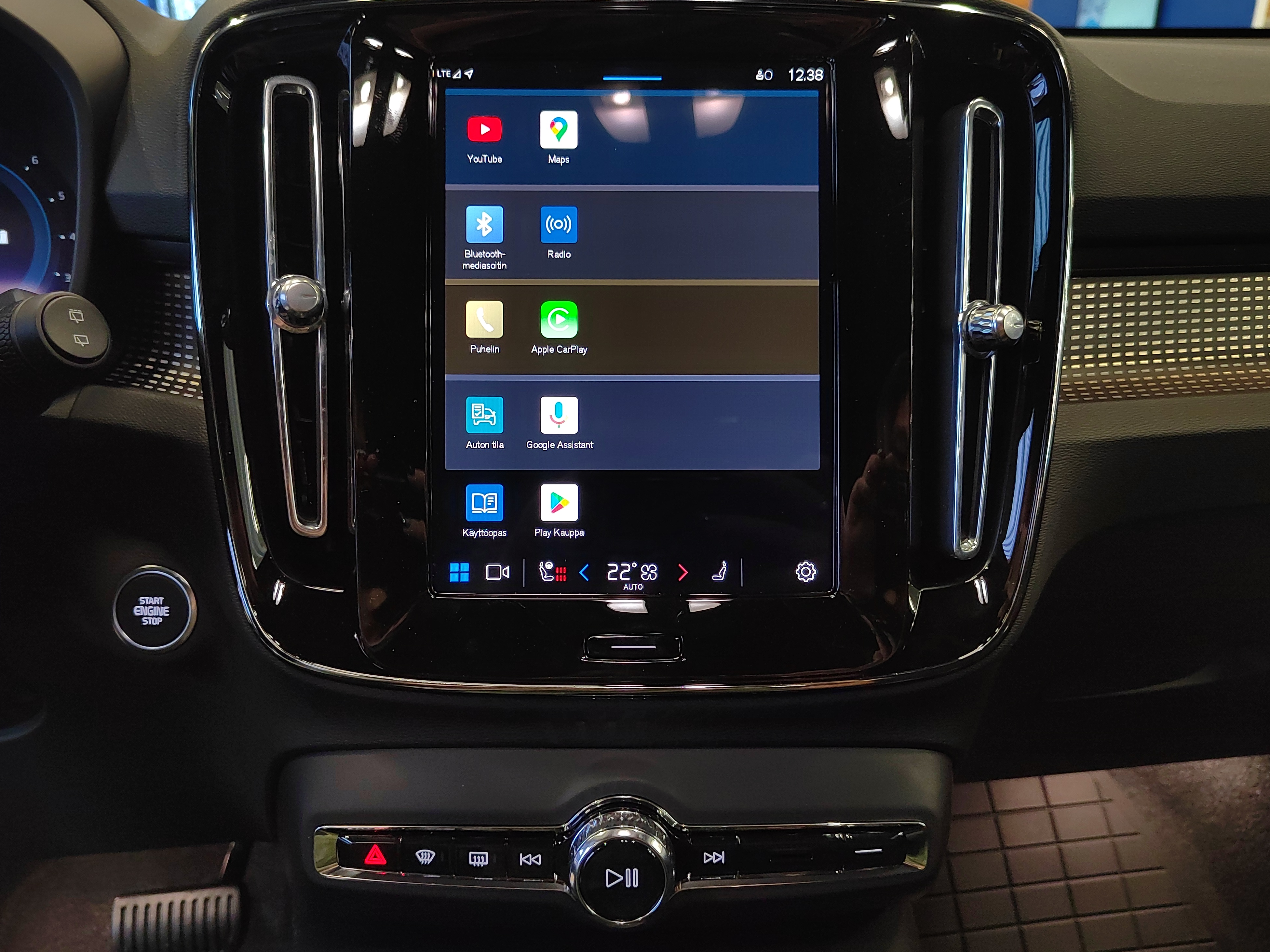 Volvo XC40 B3 MHEV EDITION PLUS DCT AUT. TAKUU 24KK/40TKM.