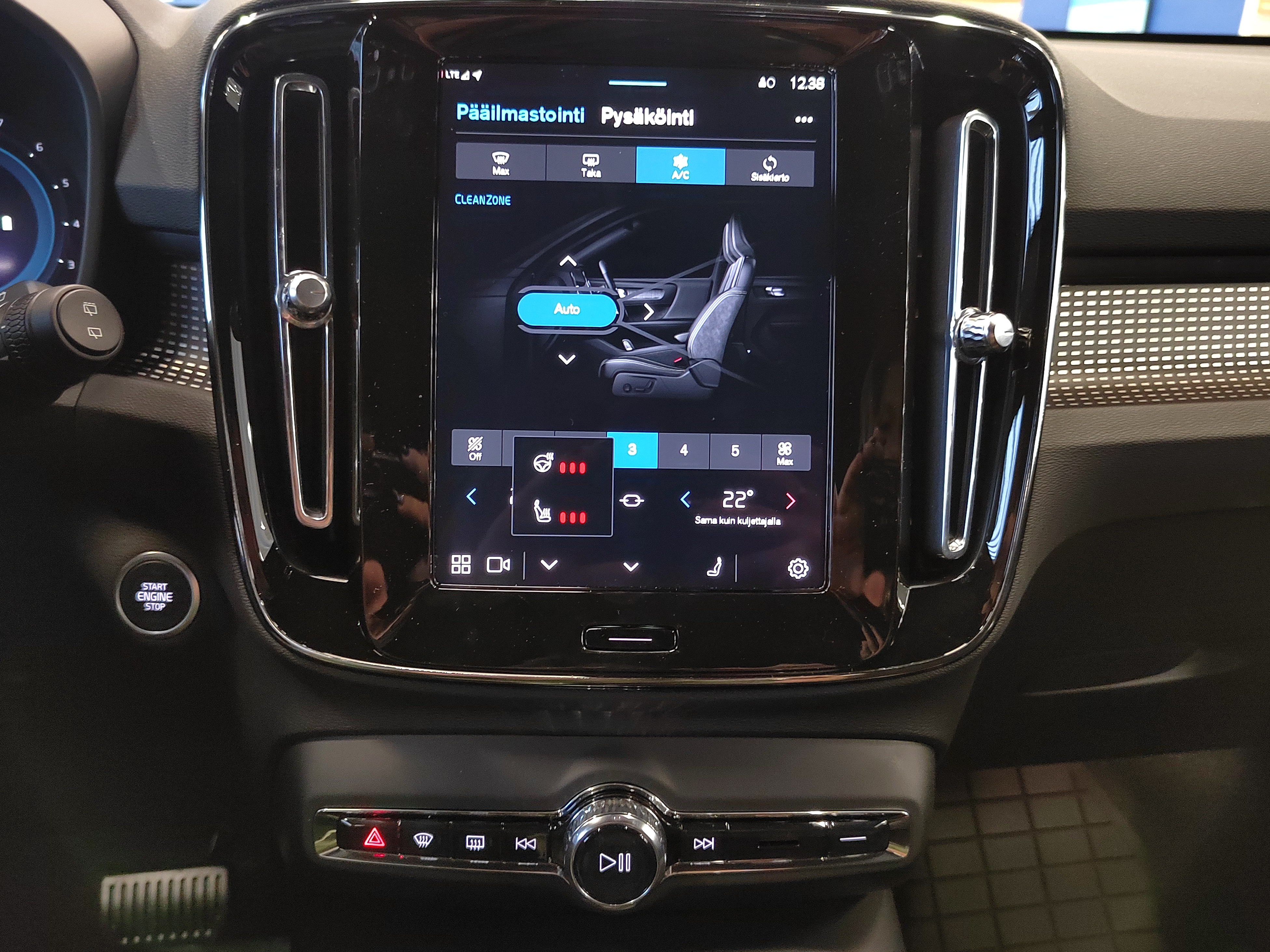 Volvo XC40 B3 MHEV EDITION PLUS DCT AUT. TAKUU 24KK/40TKM.