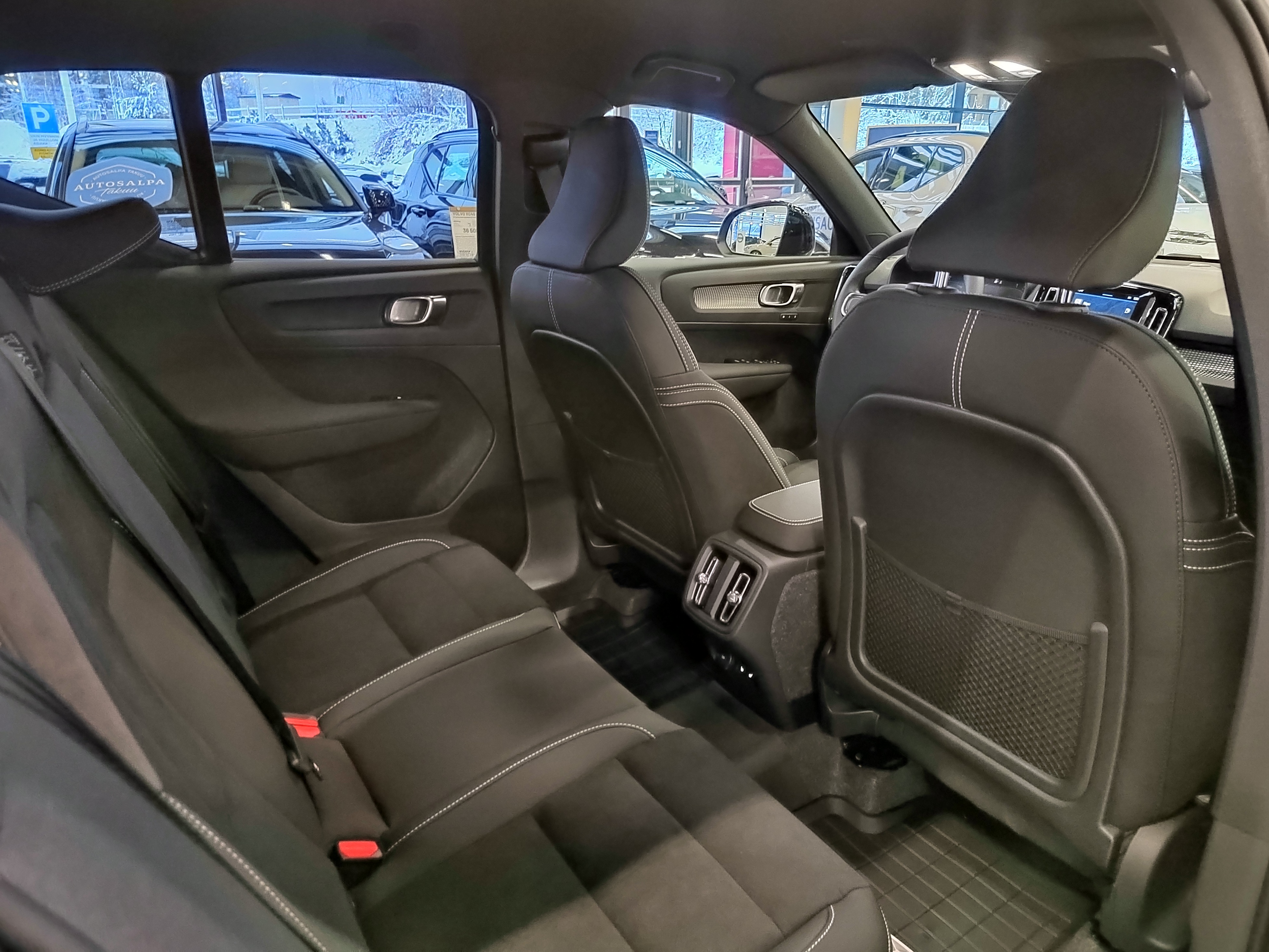 Volvo XC40 B3 MHEV EDITION PLUS DCT AUT. TAKUU 24KK/40TKM.