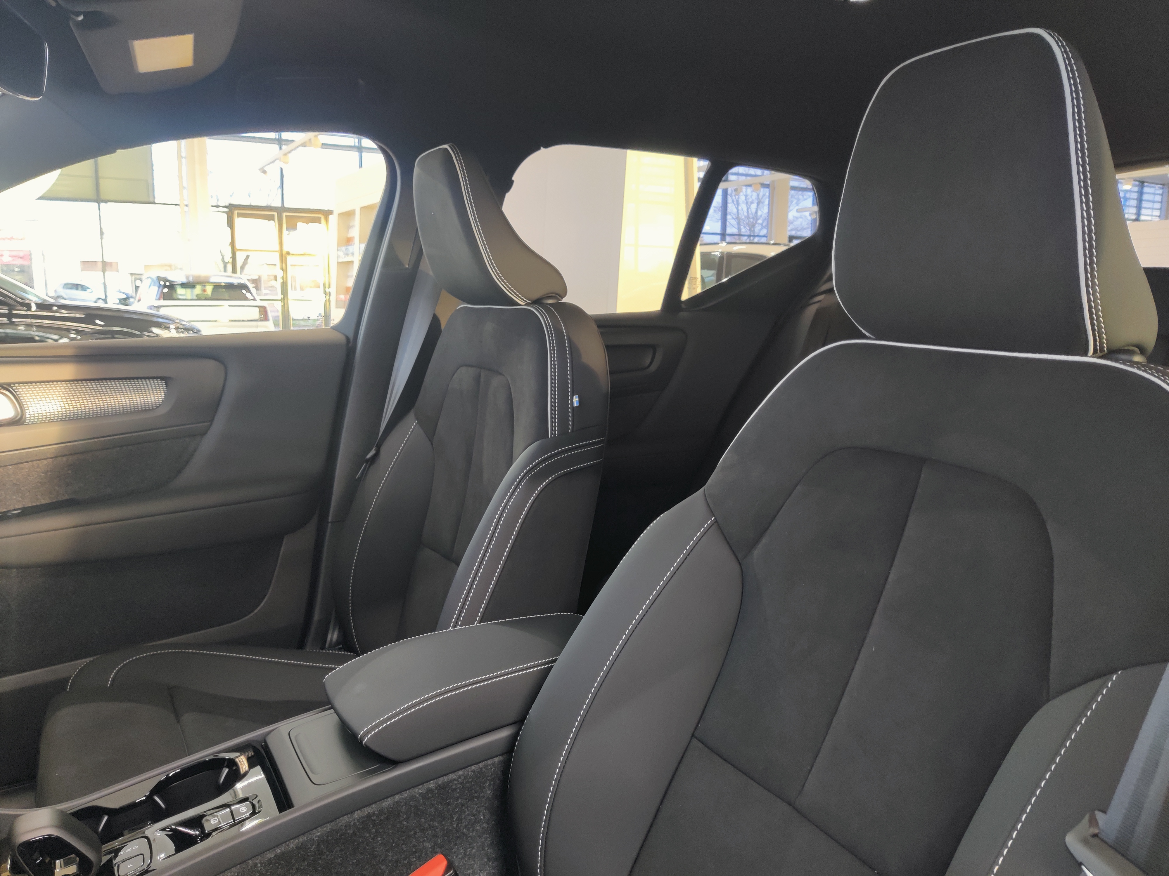 Volvo XC40 B3 MHEV EDITION PLUS DCT AUT TAKUU 24KK/40TKM