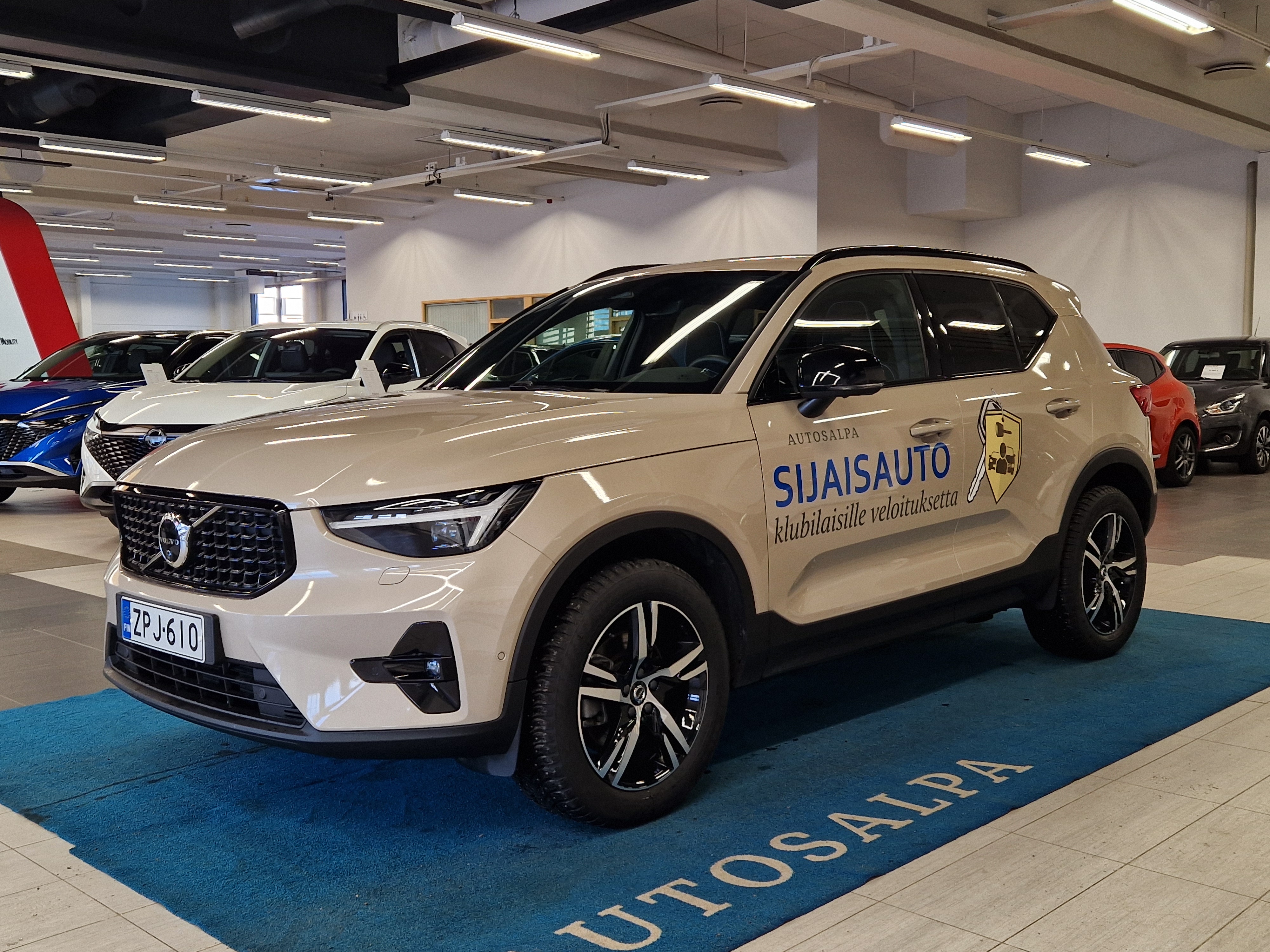 Volvo XC40 B3 MHEV EDITION PLUS DCT AUT