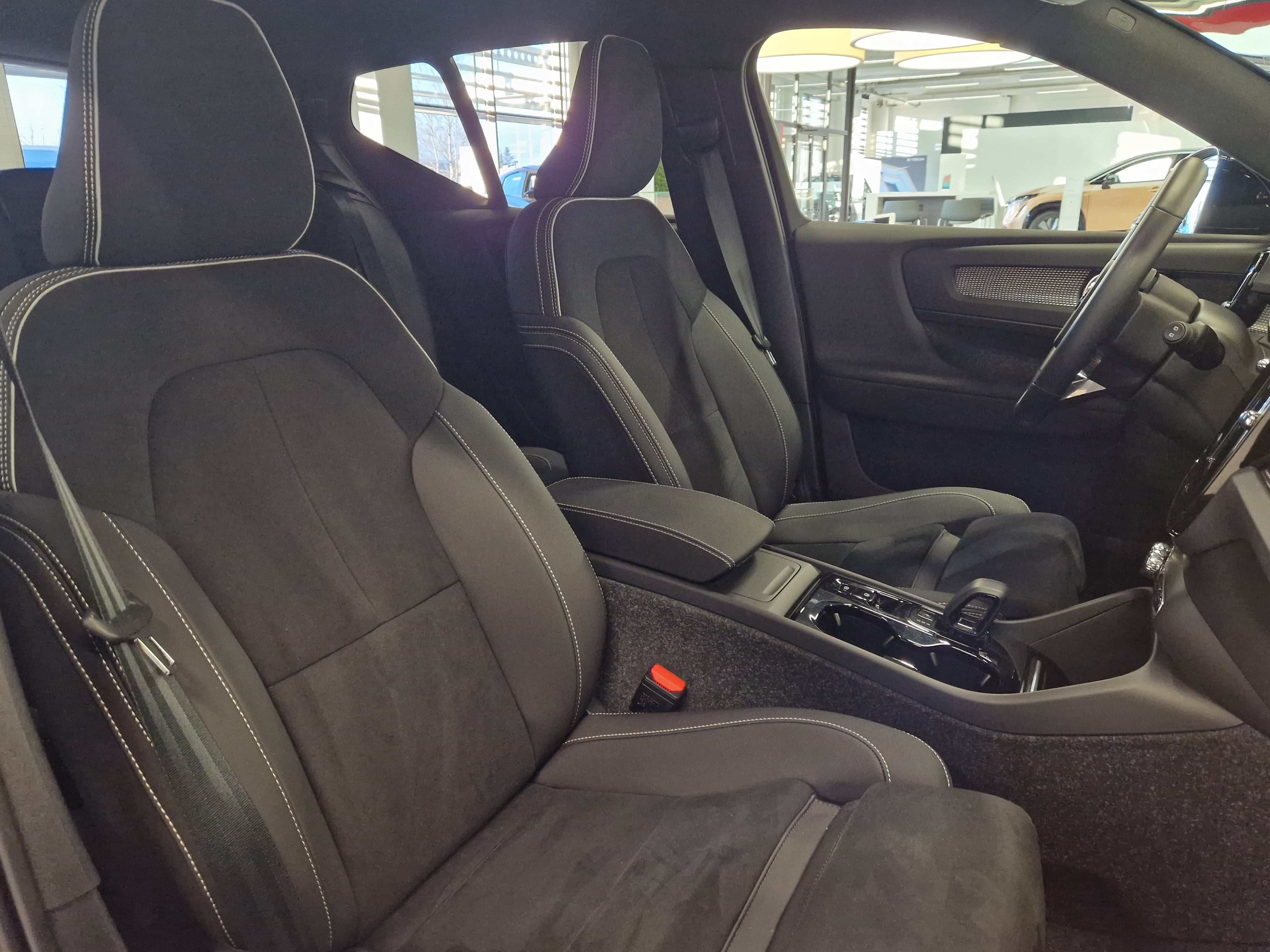 Volvo XC40 B3 MHEV EDITION PLUS DCT AUT