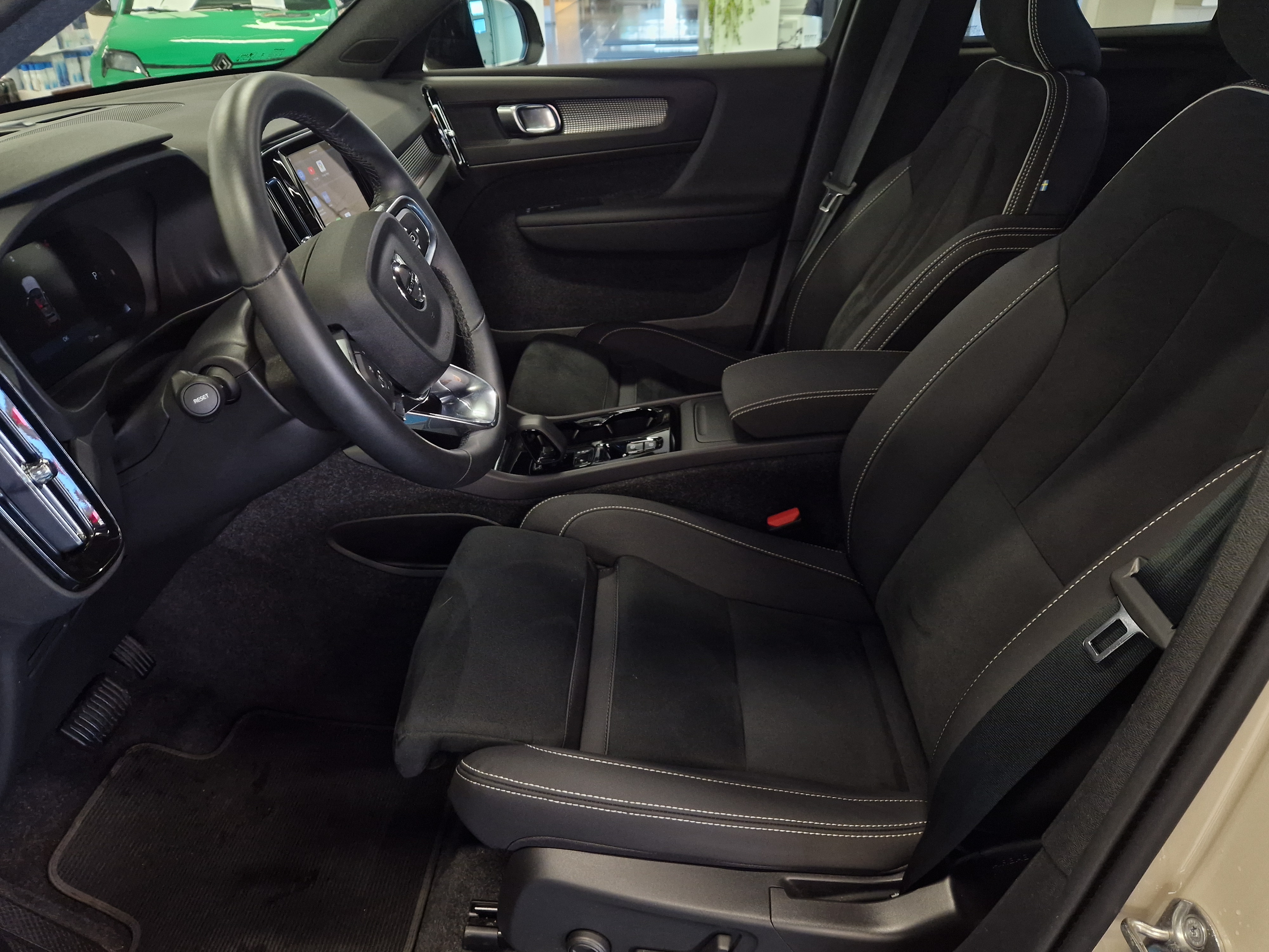 Volvo XC40 B3 MHEV EDITION PLUS DCT AUT