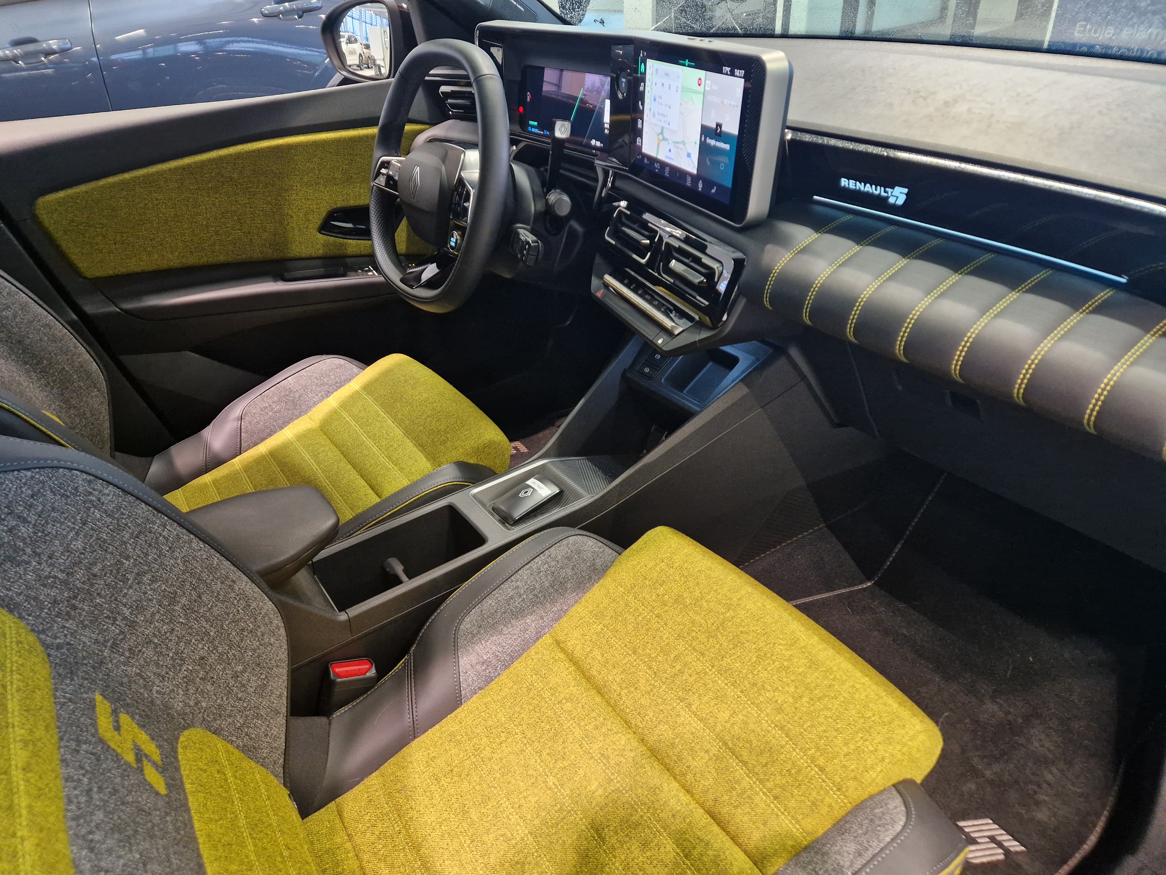 Renault 5 E-TECH ELECTRIC 150HV COMFORT RANGE ICONIC CINQ