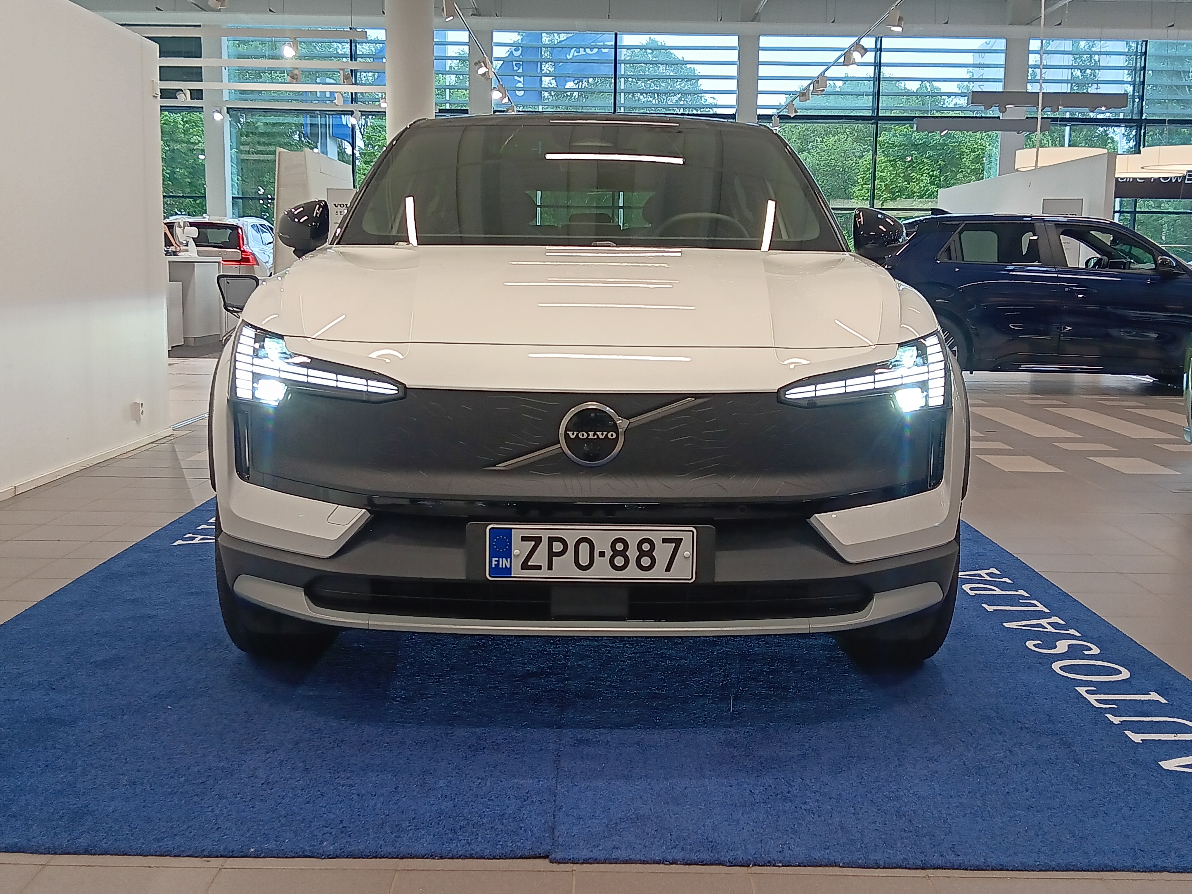 Volvo EX30 CROSS COUNTRY TWIN PERFORMANCE ULTRA