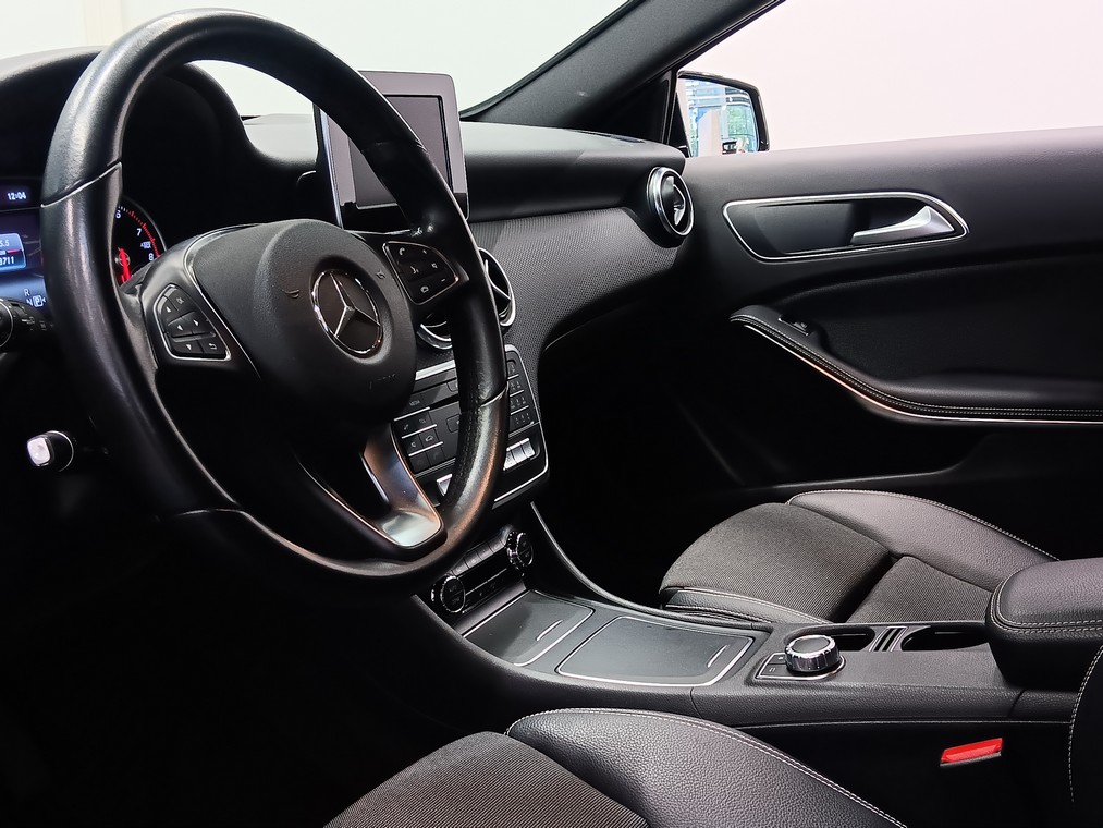 Mercedes-benz A 180 A SUOMI 100 EDITION