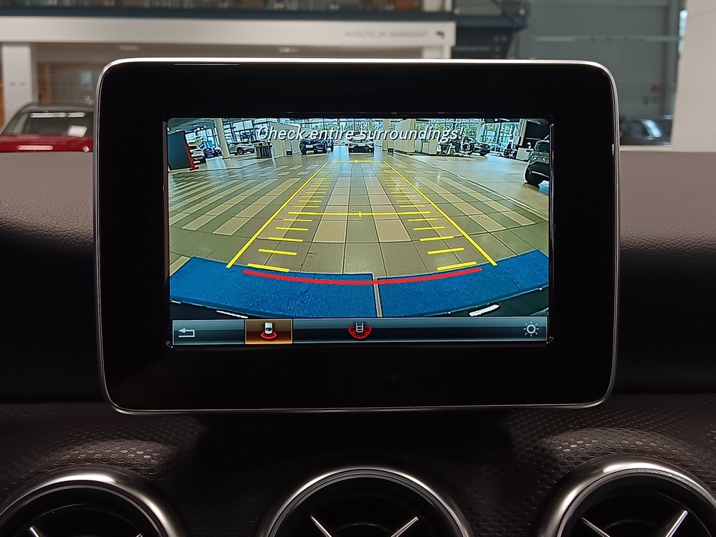 Mercedes-benz A 180 A SUOMI 100 EDITION