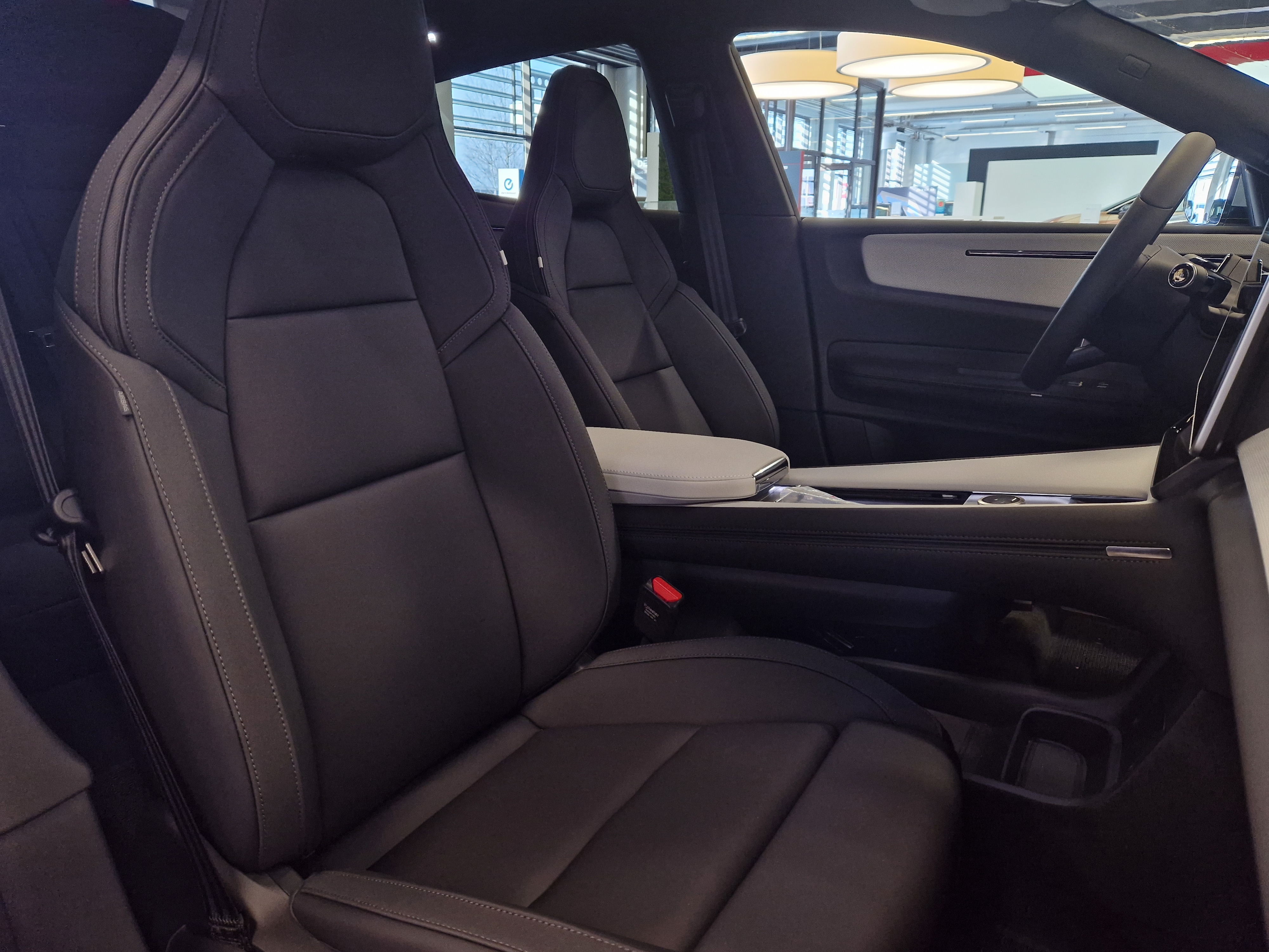 Polestar 4 LONG RANGE SINGLE MOTOR PRIME