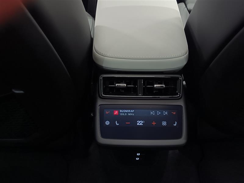 Polestar 4 LONG RANGE SINGLE MOTOR PRIME.