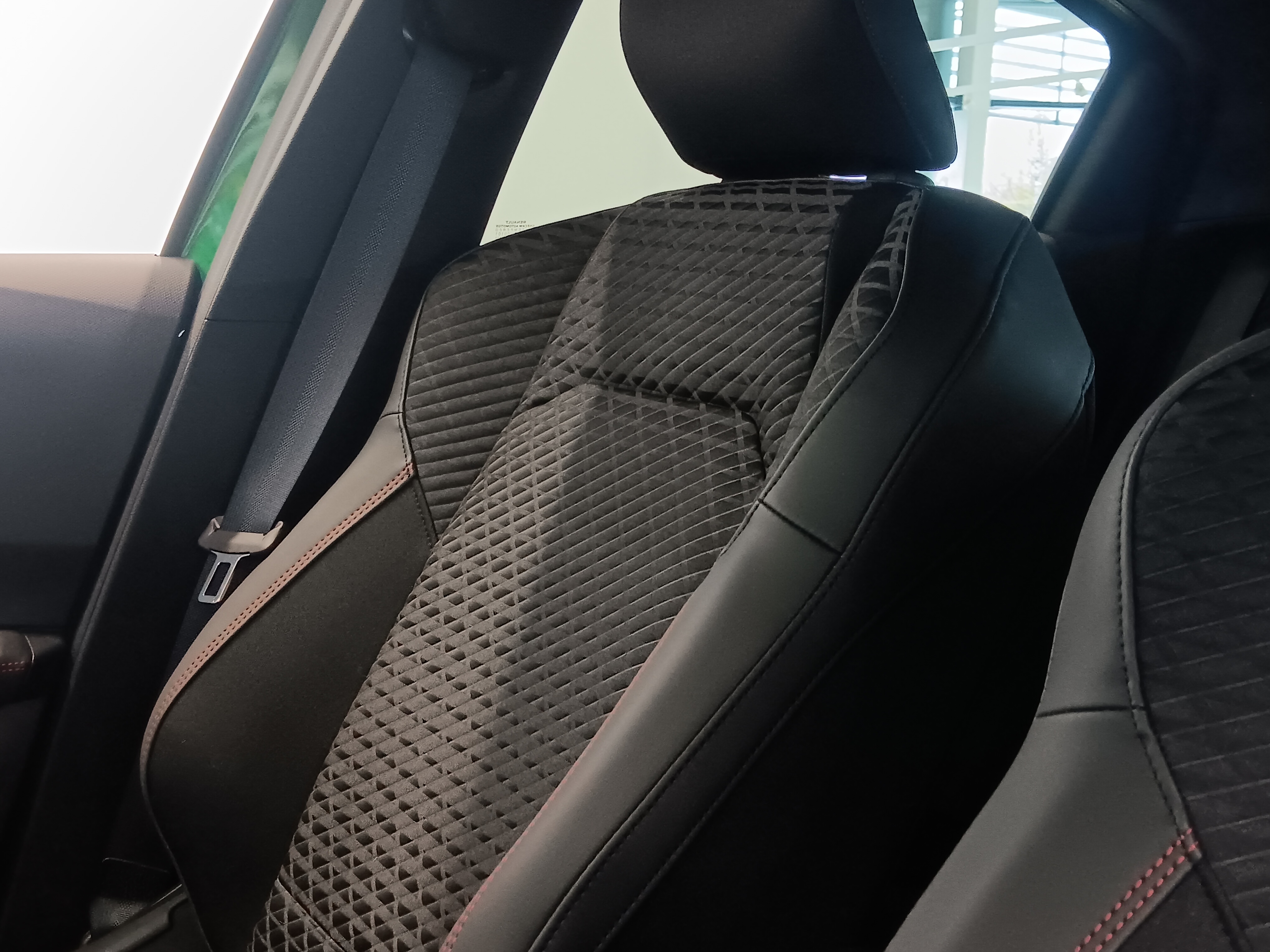 Renault CLIO TCE 115 EDC TECHNO