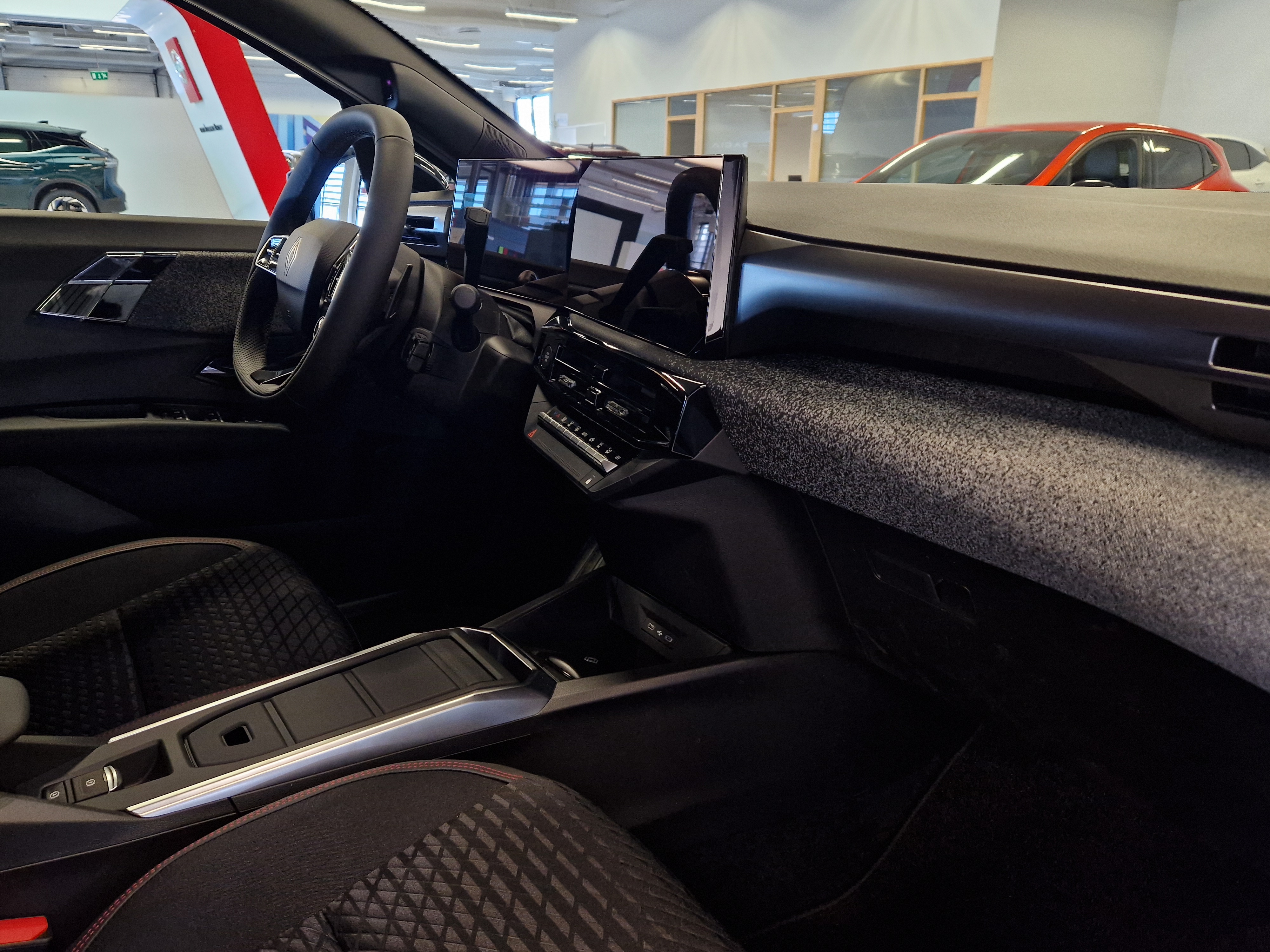 Renault CLIO TCE 115 EDC TECHNO.