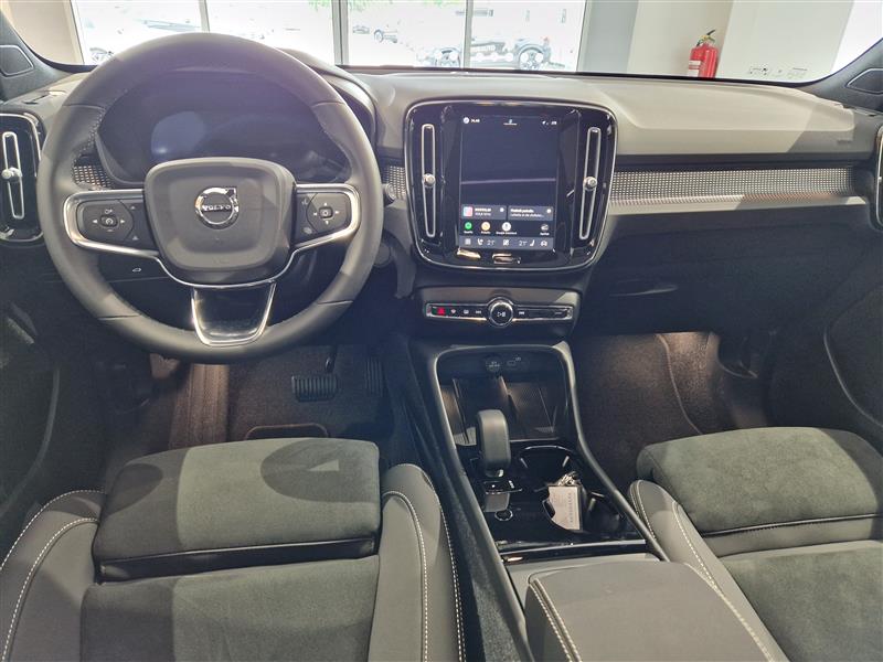 Volvo EX40 TWIN ULTRA LIMITED EDITION.